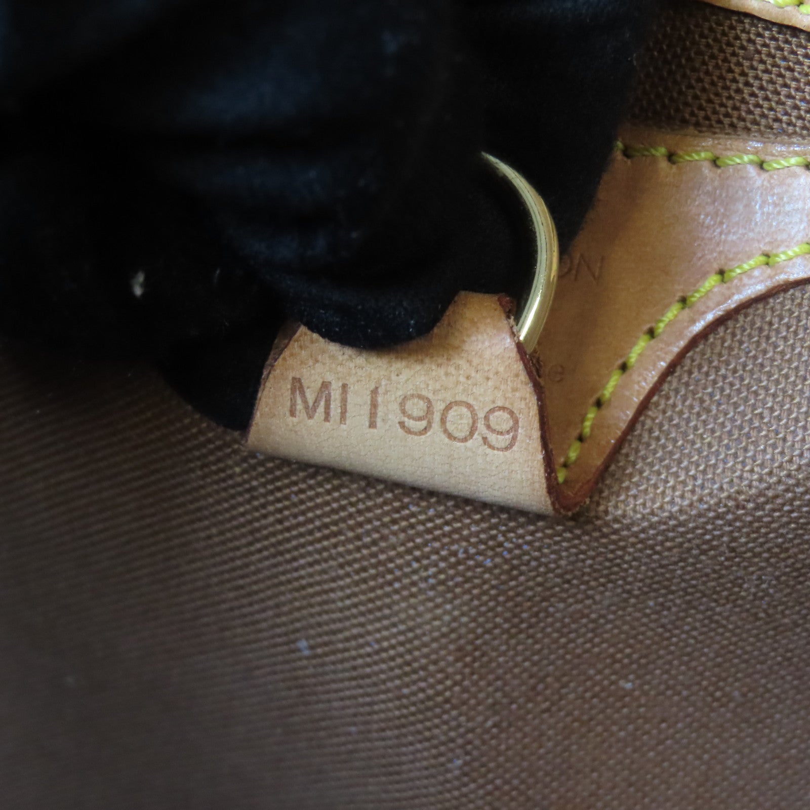 LOUIS VUITTON Monogram Elipse PM金扣手挽袋啡色