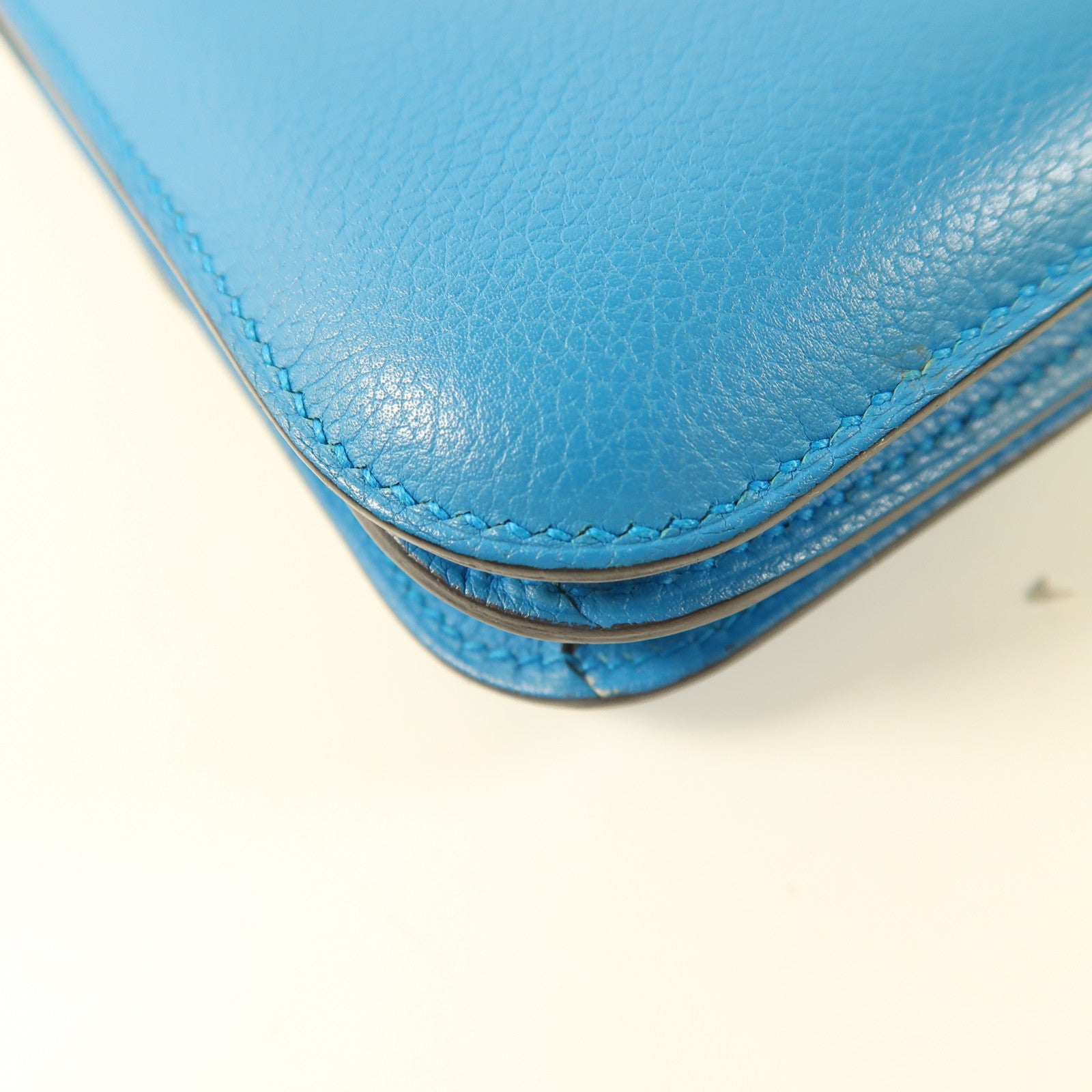 HERMES Evercolor皮革Constance Mini銀扣肩背袋7W Bleu Izmir