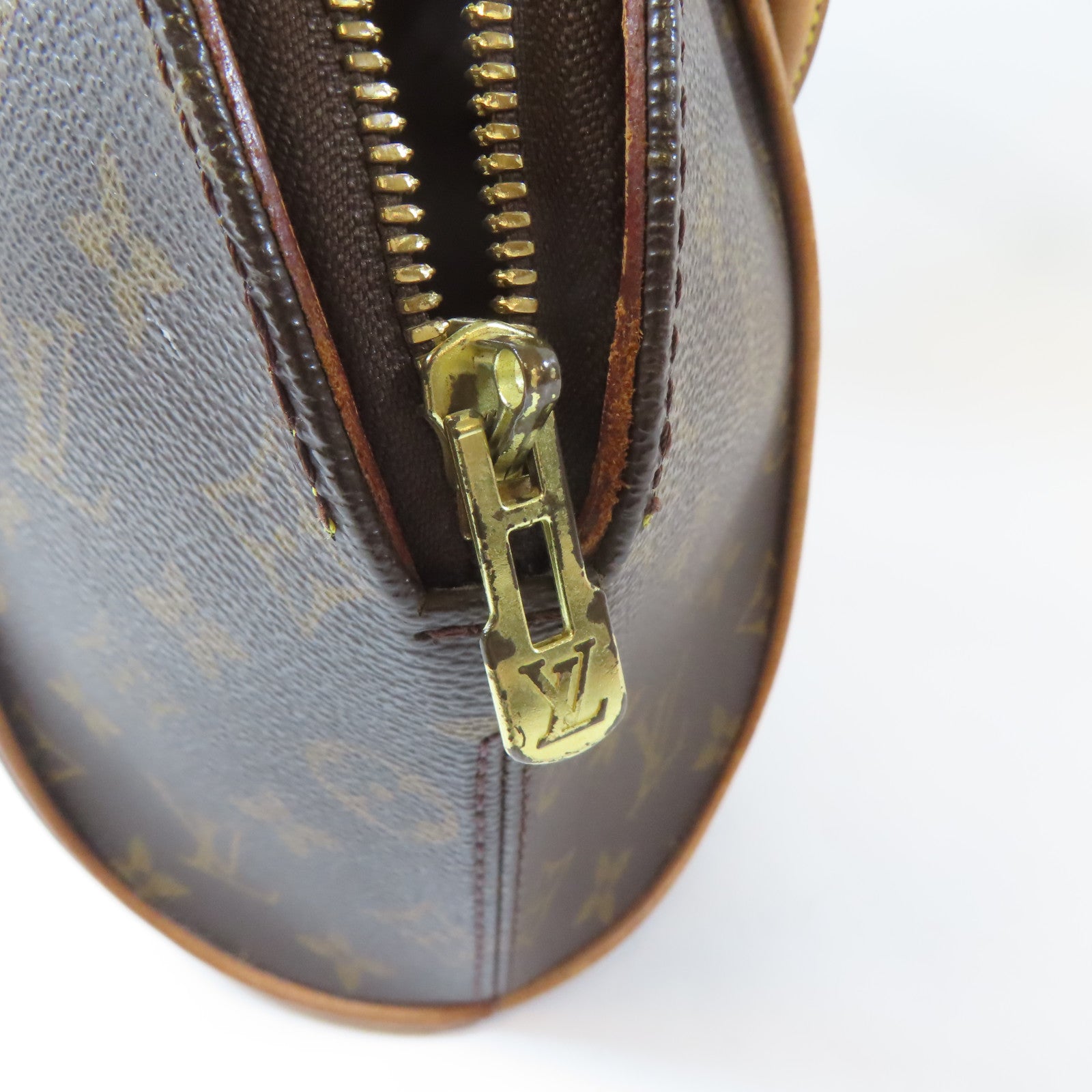 LOUIS VUITTON Monogram Elipse PM金扣手挽袋啡色