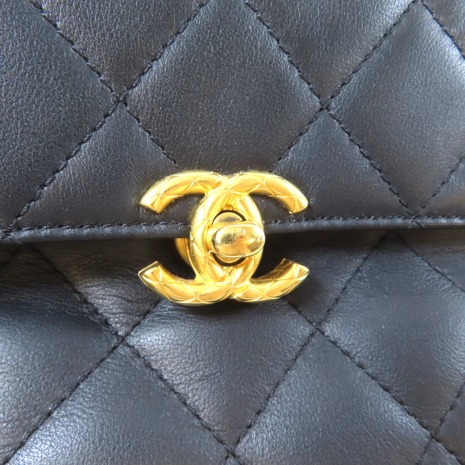 CHANEL 菱格羊皮皮革Handle Chain Flap金扣鏈帶手挽肩背兩用袋黑色