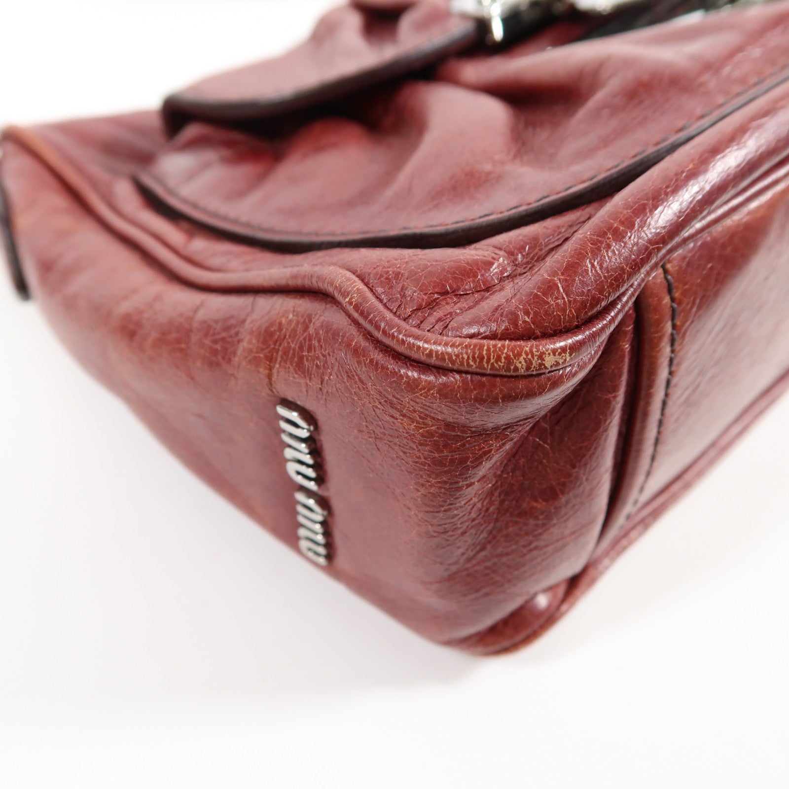 Miu Miu 牛皮皮革Shoulder Bag銀扣肩背袋