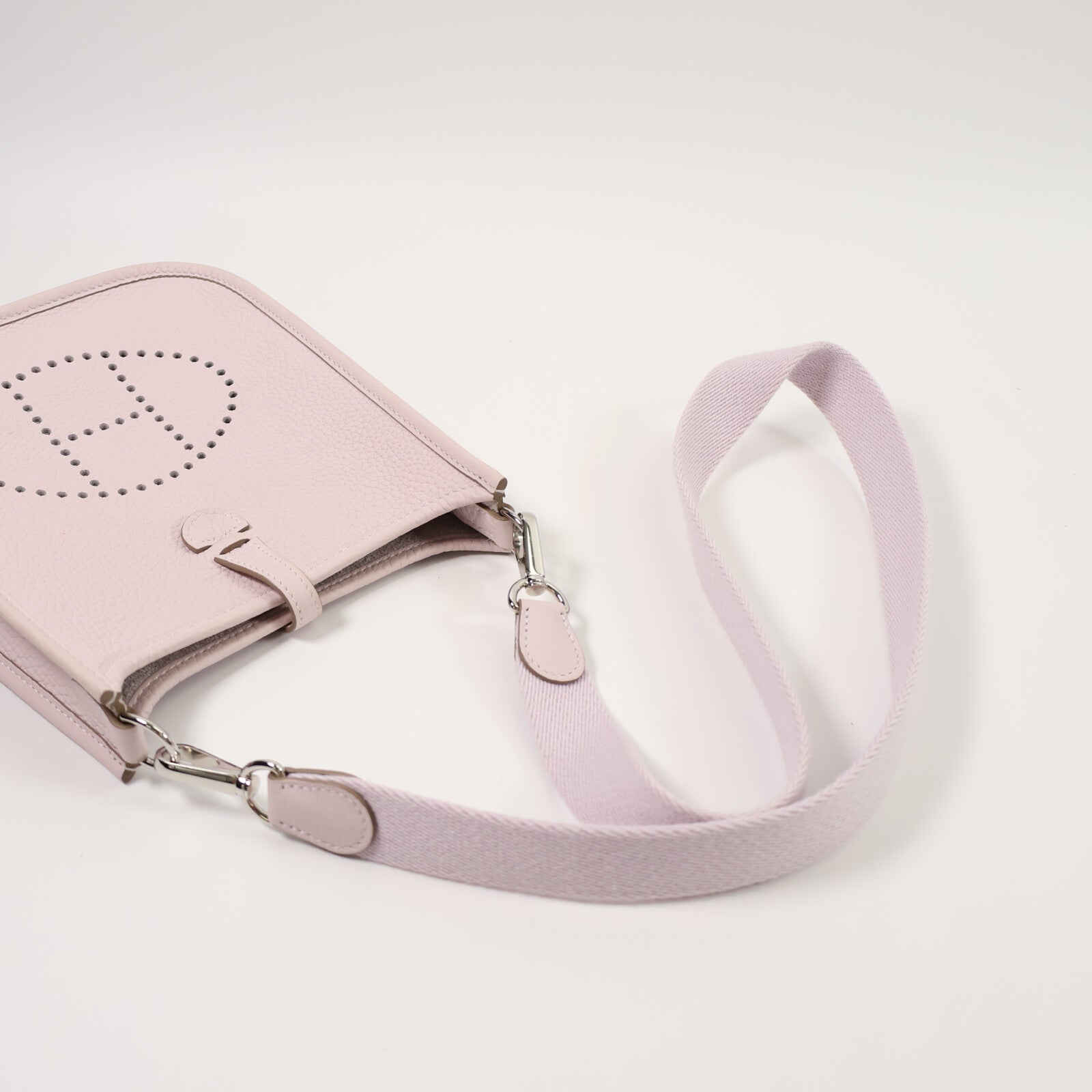 HERMES Clemence皮革Evelyne TPM肩背袋Rose Sakura