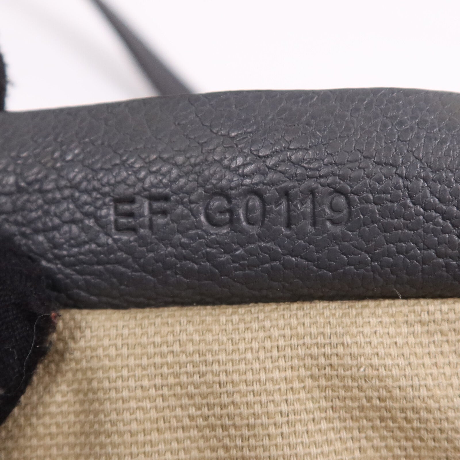 GIVENCHY 皮革Pandora Bag銀扣肩背袋