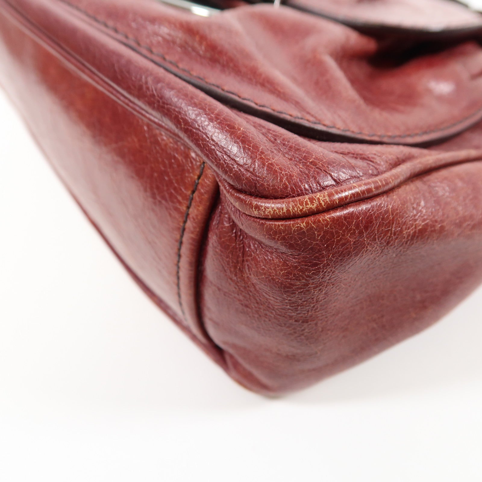 Miu Miu 牛皮皮革Shoulder Bag銀扣肩背袋