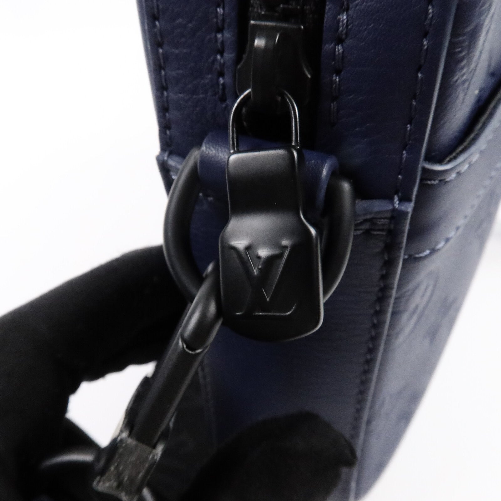 LOUIS VUITTON Monogram Shadow Trio Messenger肩背袋