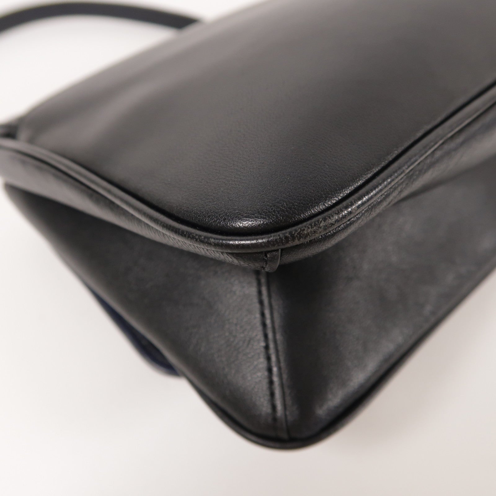 Furla GHW Chain Shoulder Bag Calfskin Leather Black