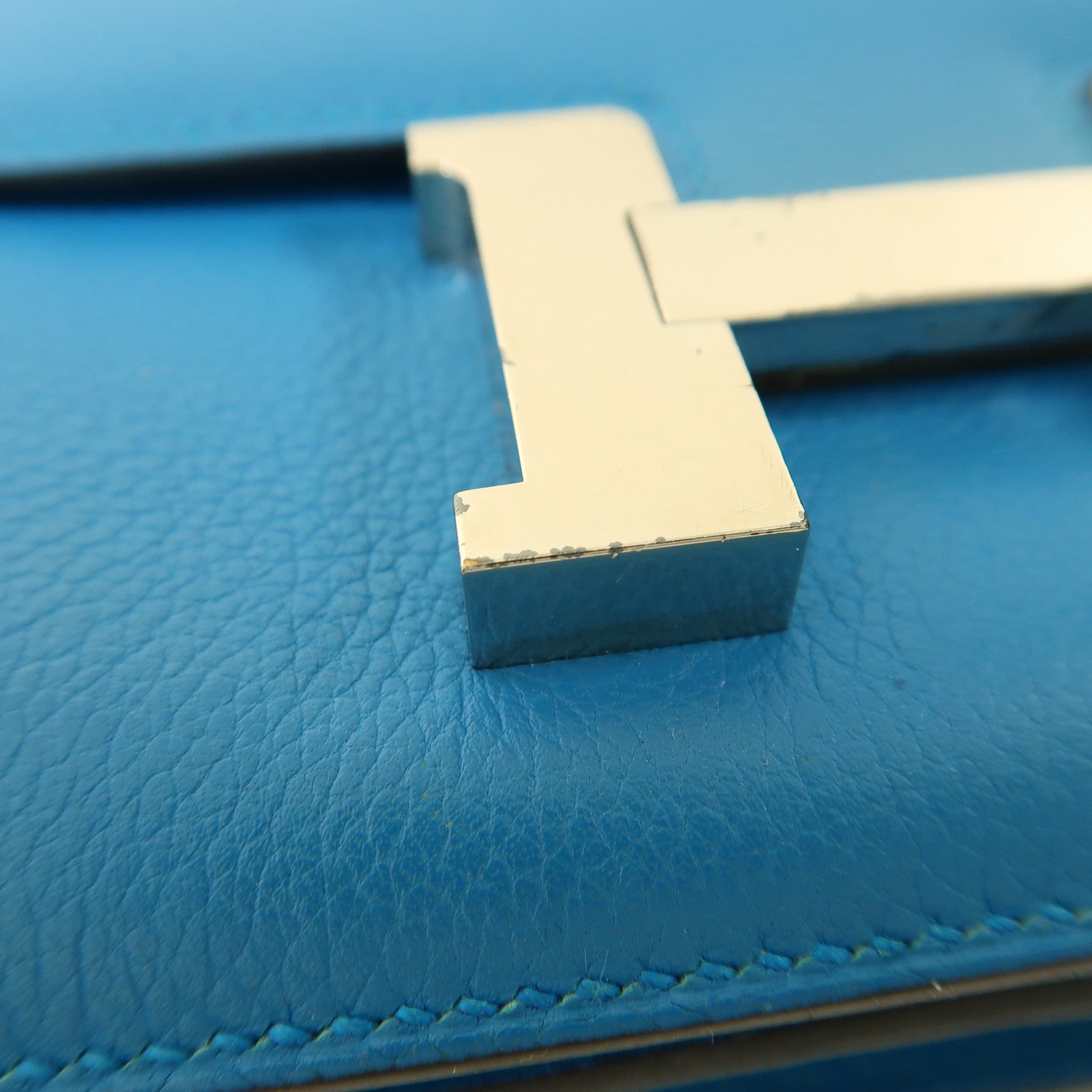 HERMES 【激減優惠】Evercolor皮革Constance Mini銀扣肩背袋7W Bleu Izmir