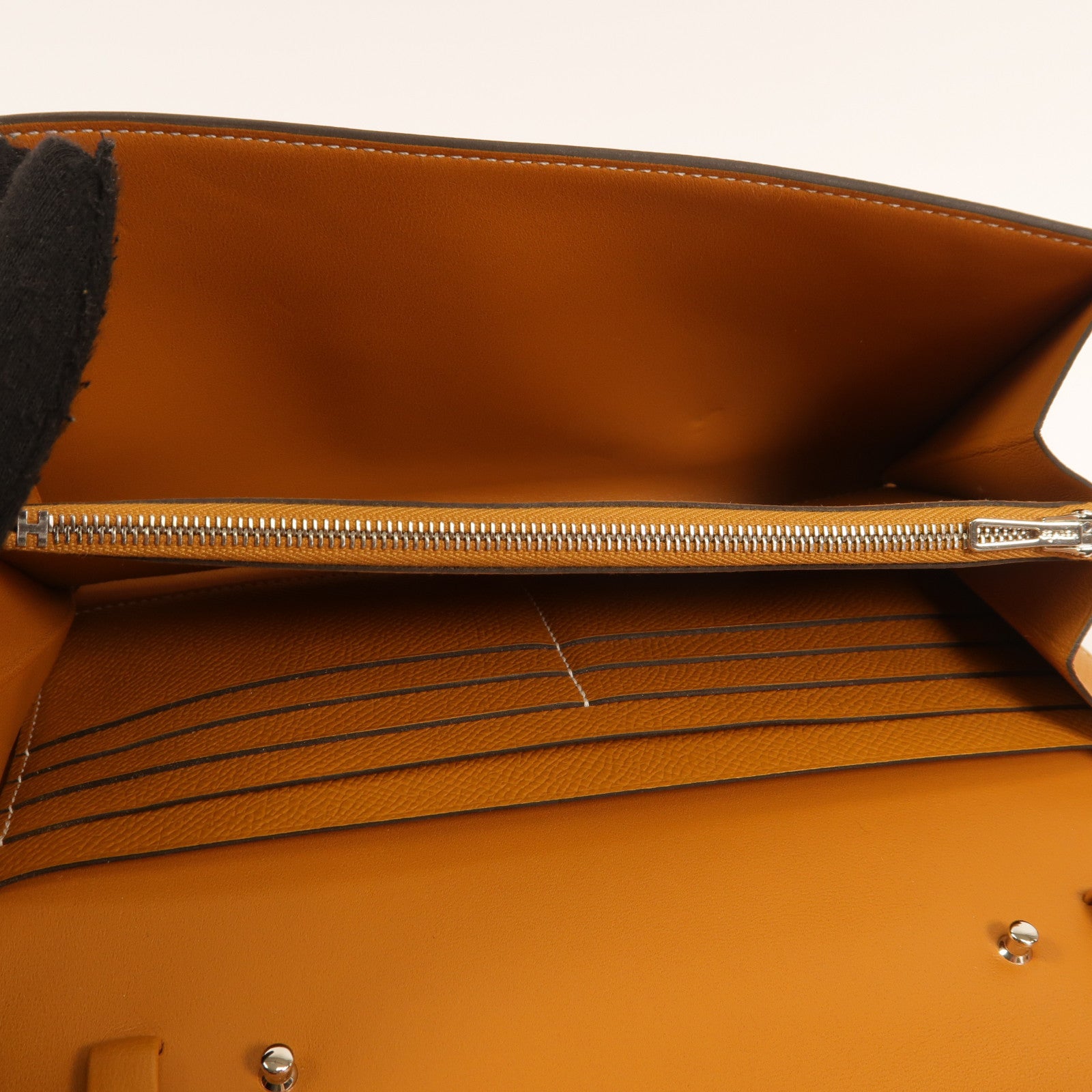 HERMES Epsom皮革Constance To Go銀扣肩背袋