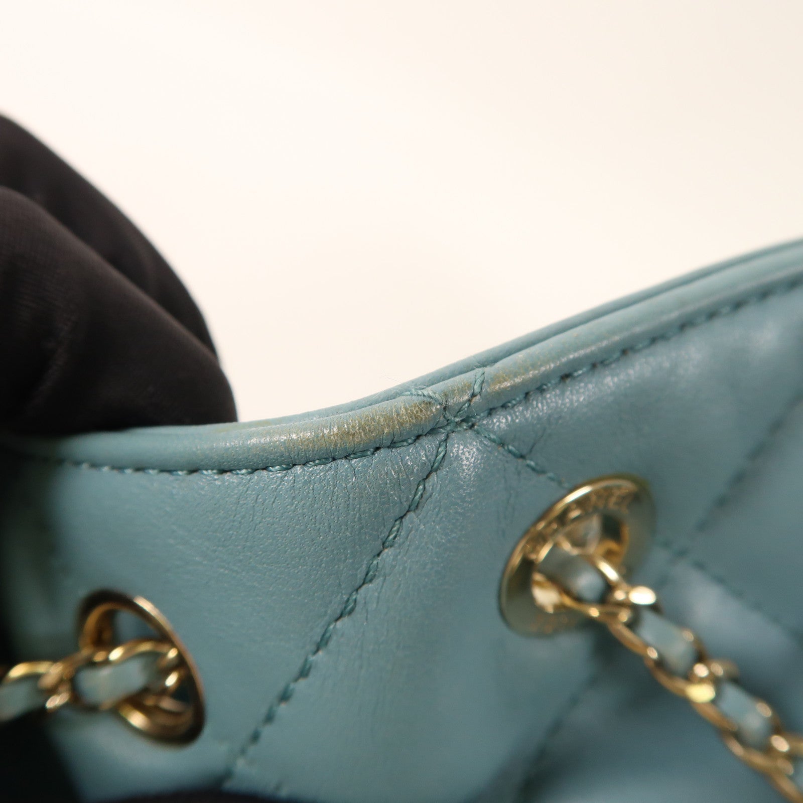 CHANEL 羊皮皮革Chain Shoulder Bag金扣鏈帶肩背袋