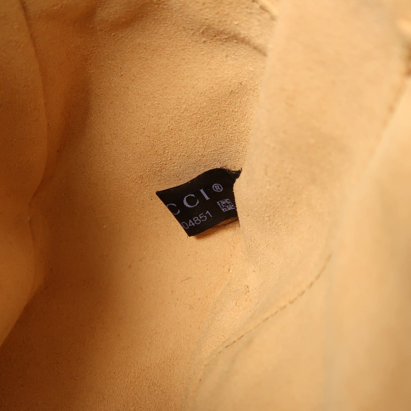 GUCCI GG GHW GG Marmont Shoulder Bag Calfskin Leather Black