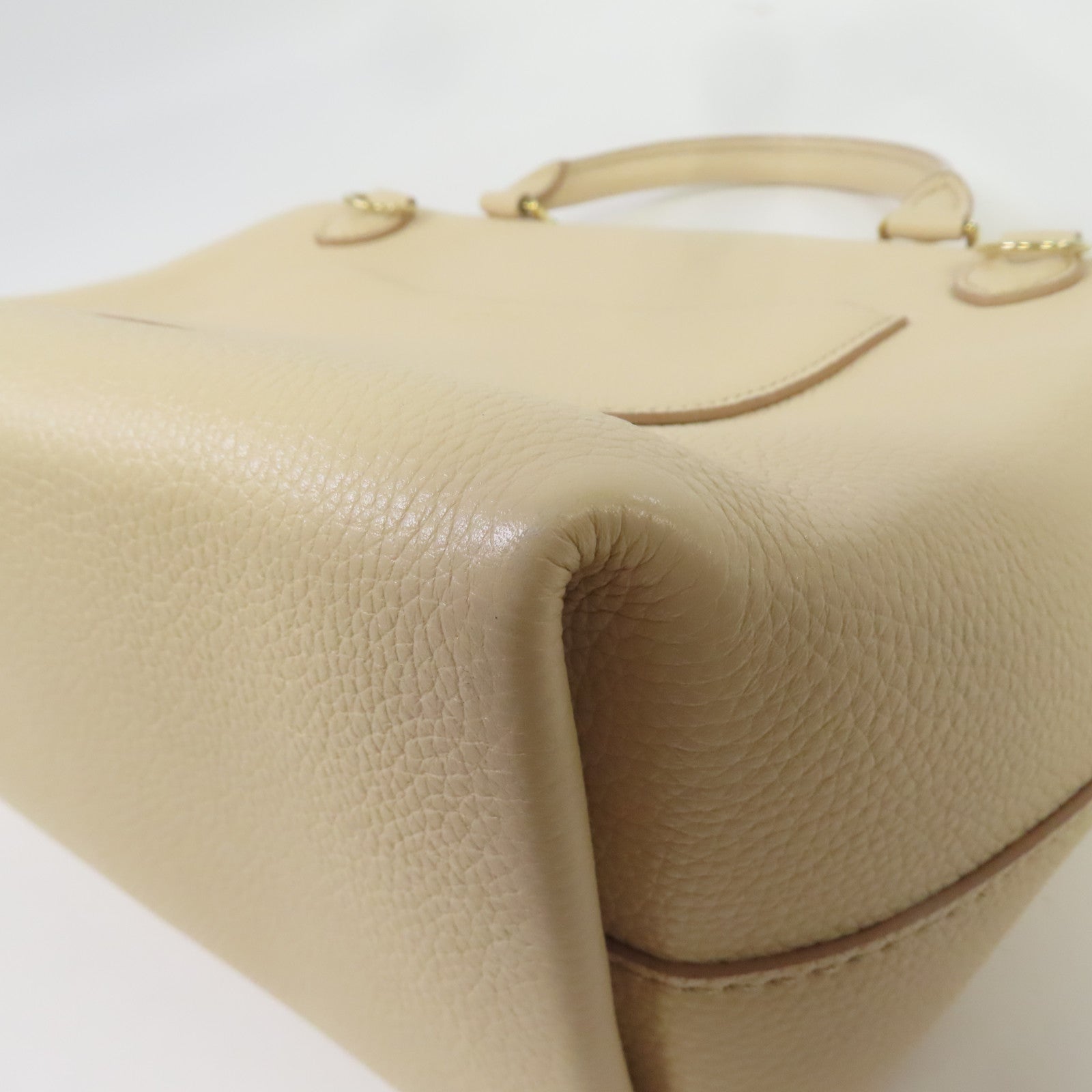 LOUIS VUITTON 【激減優惠】牛皮皮革Volta金扣手挽肩背兩用袋米色