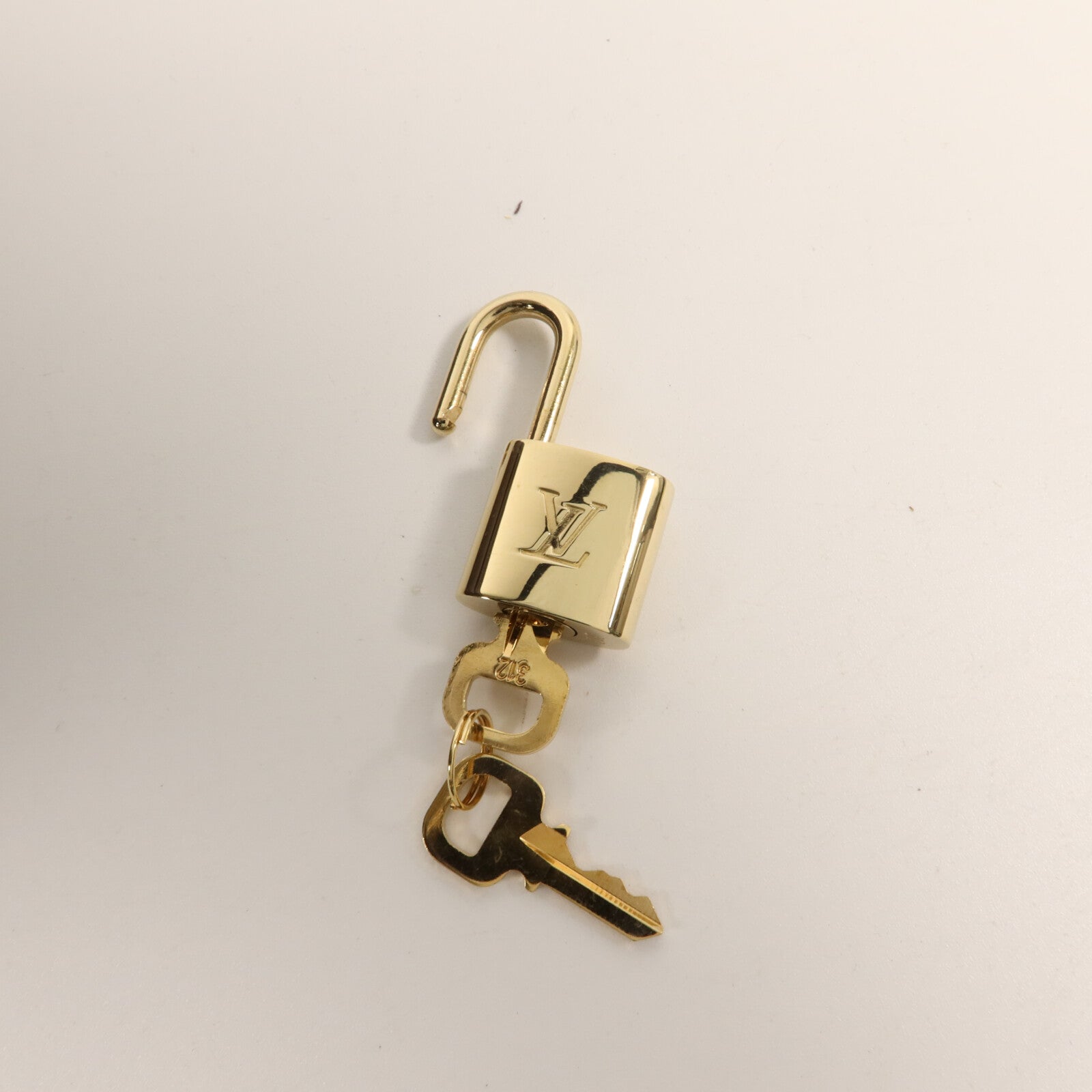 LOUIS VUITTON Monogram Vernis Pegase 45 Suitcase行李箱