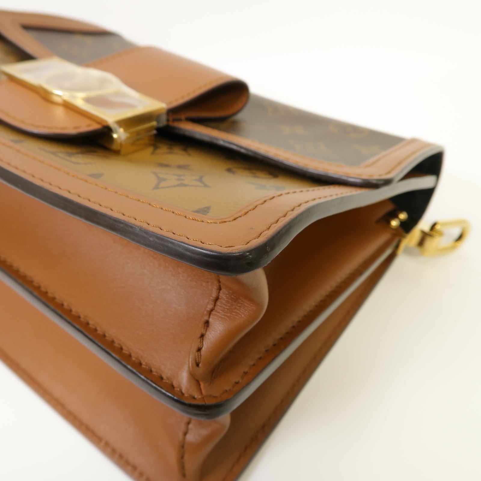 LOUIS VUITTON Monogram Reverse Dauphine金扣肩背袋啡色