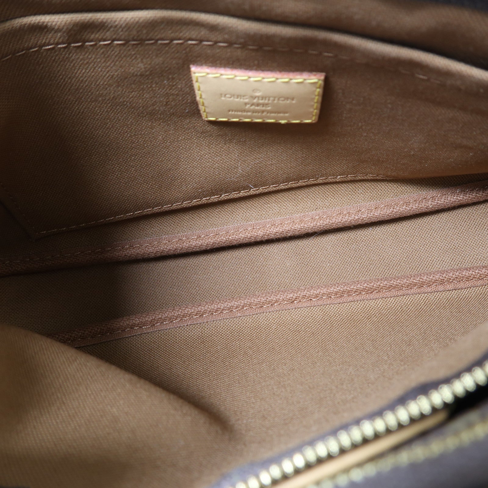 LOUIS VUITTON Monogram POCHETTE ACCESSOILES 金扣肩背袋啡色