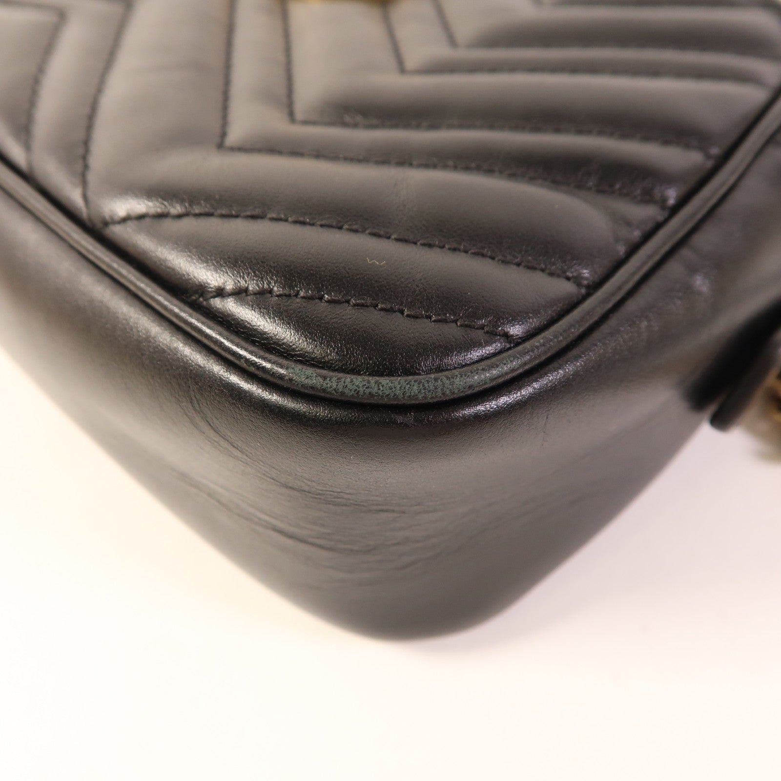 GUCCI GG GHW GG Marmont Shoulder Bag Calfskin Leather Black