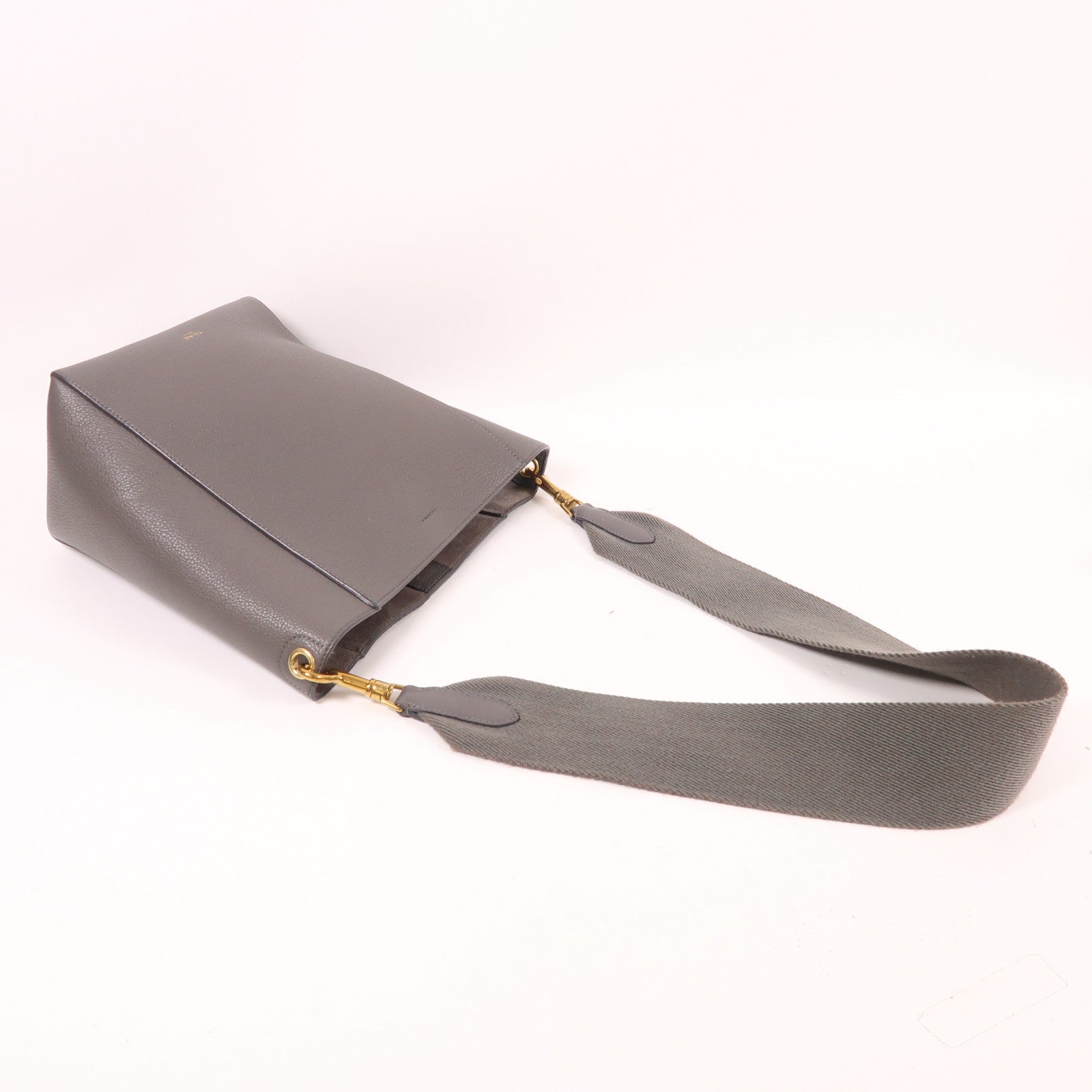 CELINE 【激減優惠】牛皮皮革Sangle Bucket Bag金扣肩背袋