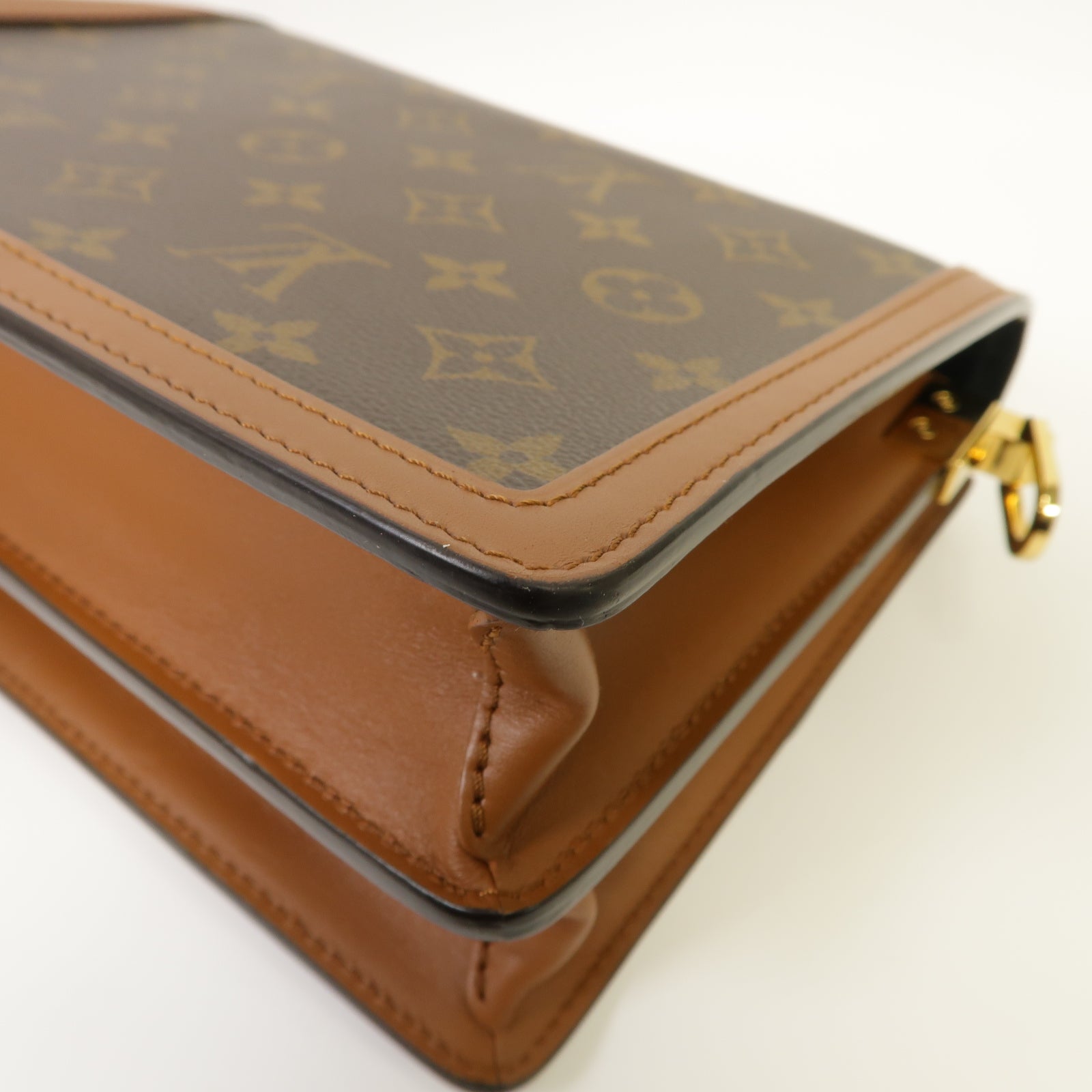 LOUIS VUITTON Monogram Reverse Dauphine金扣肩背袋啡色