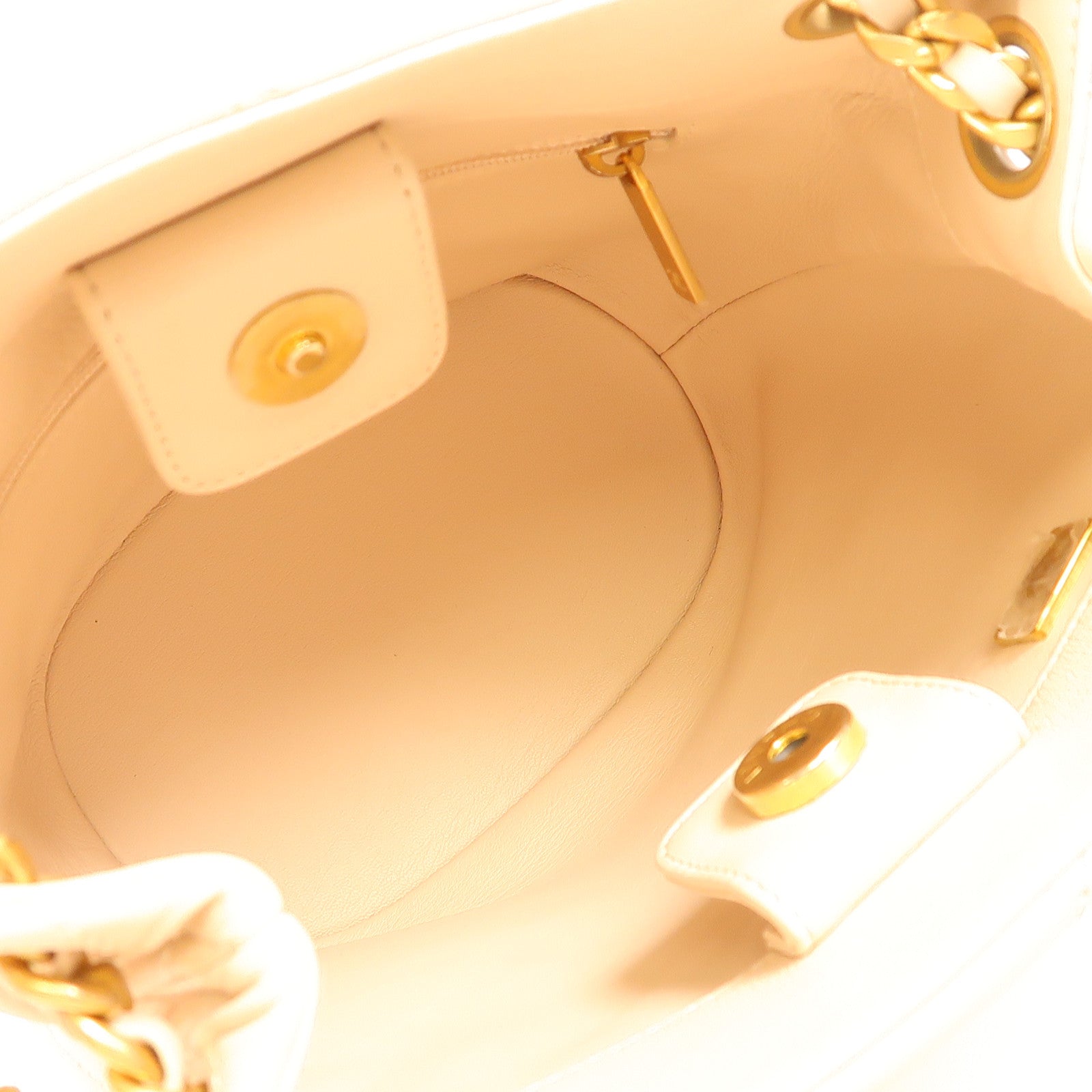 CHANEL 羊皮皮革Shoulder Bag 金扣鏈帶肩背袋