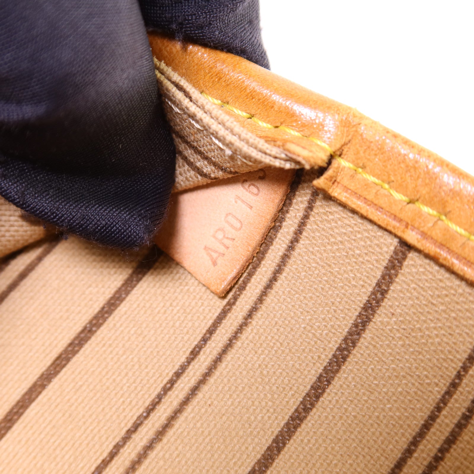 LOUIS VUITTON Monogram Neverfull MM金扣手挽袋