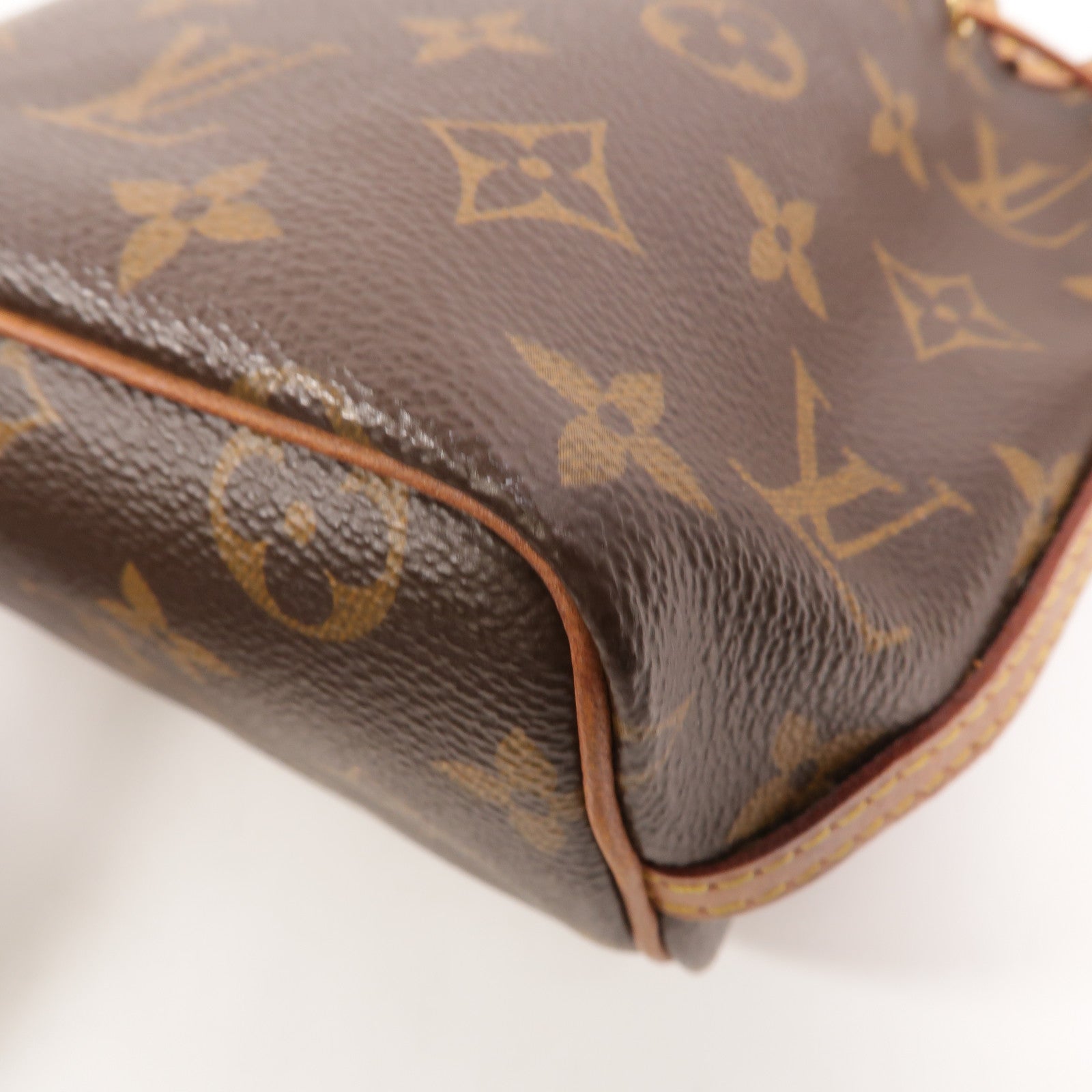 LOUIS VUITTON Monogram Nano Noe肩背袋