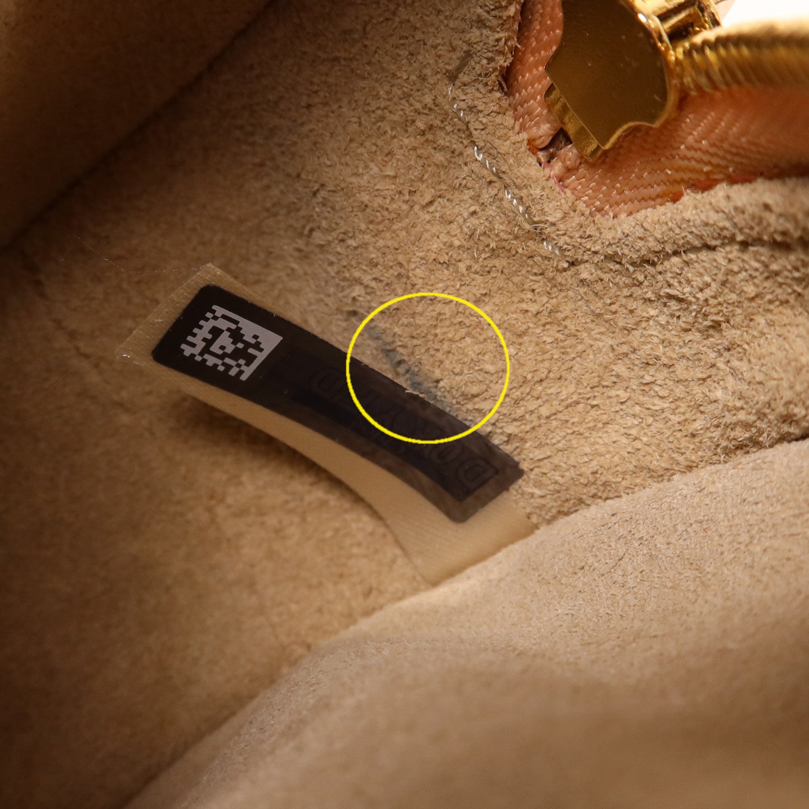 Chloe 壓紋牛皮皮革C Mini Round Bag金扣肩背袋