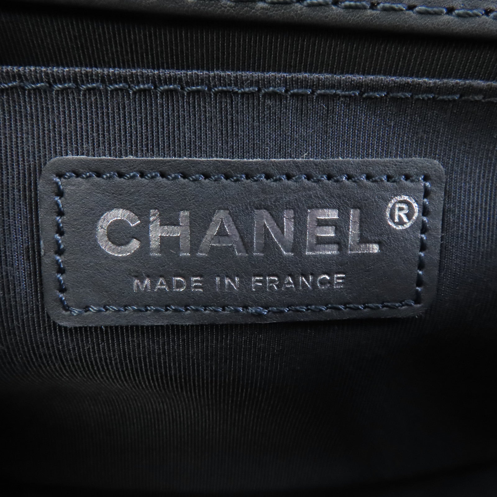CHANEL 【激減優惠】菱格羊皮皮革Le Boy 25銀扣鏈帶肩背袋灰色