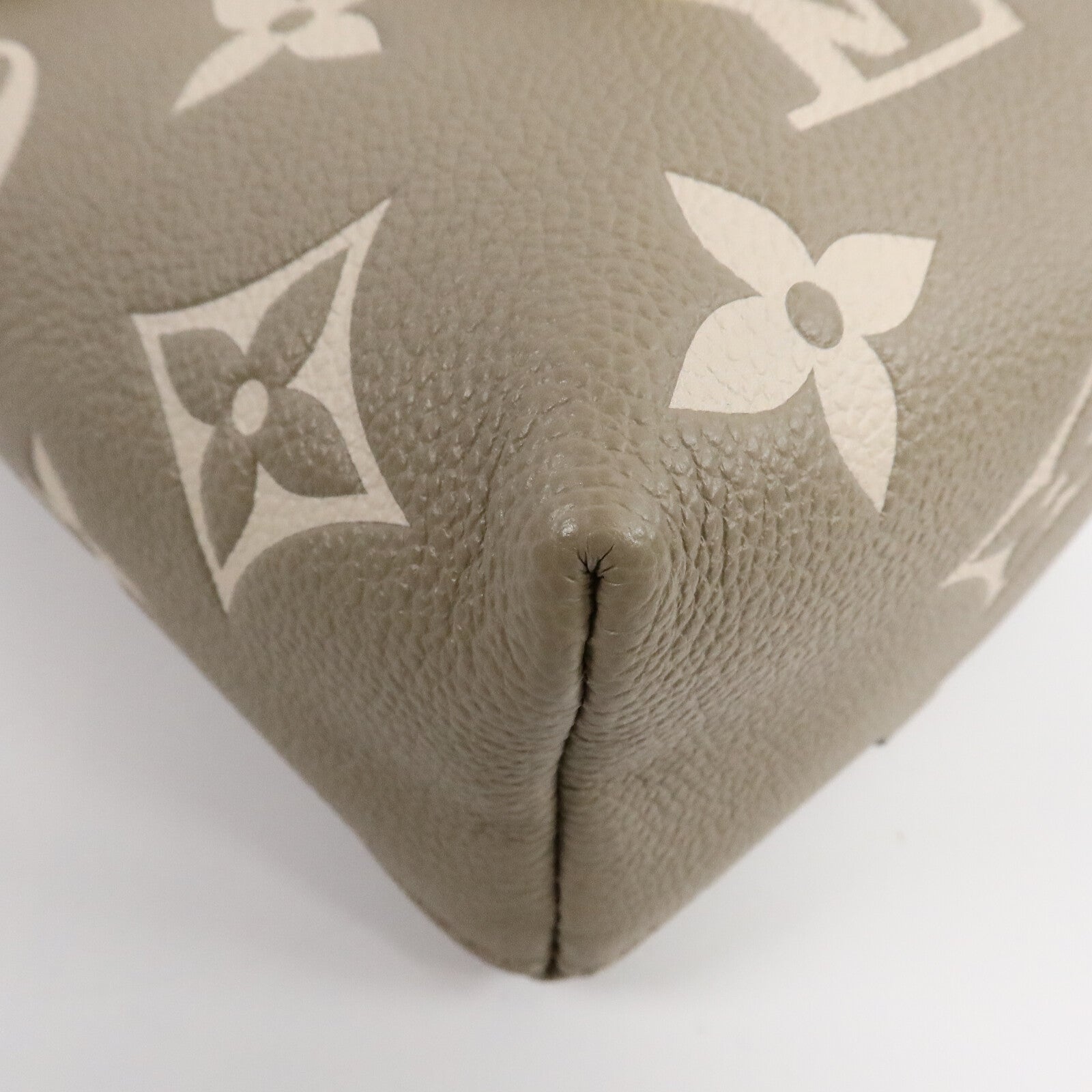 LOUIS VUITTON Monogram Empreinte Tiny Backpack背包