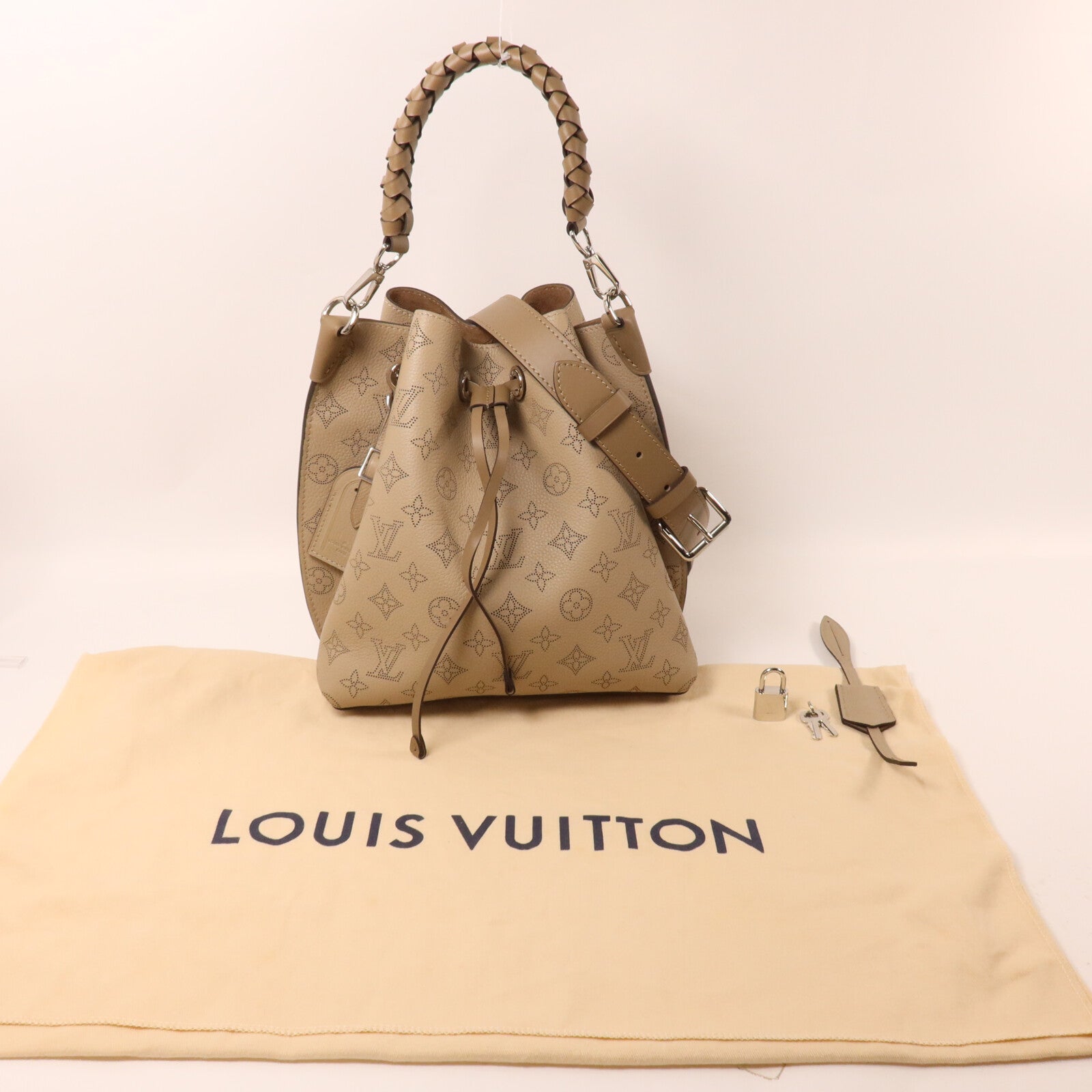 LOUIS VUITTON Mahina Muria手挽肩背兩用袋