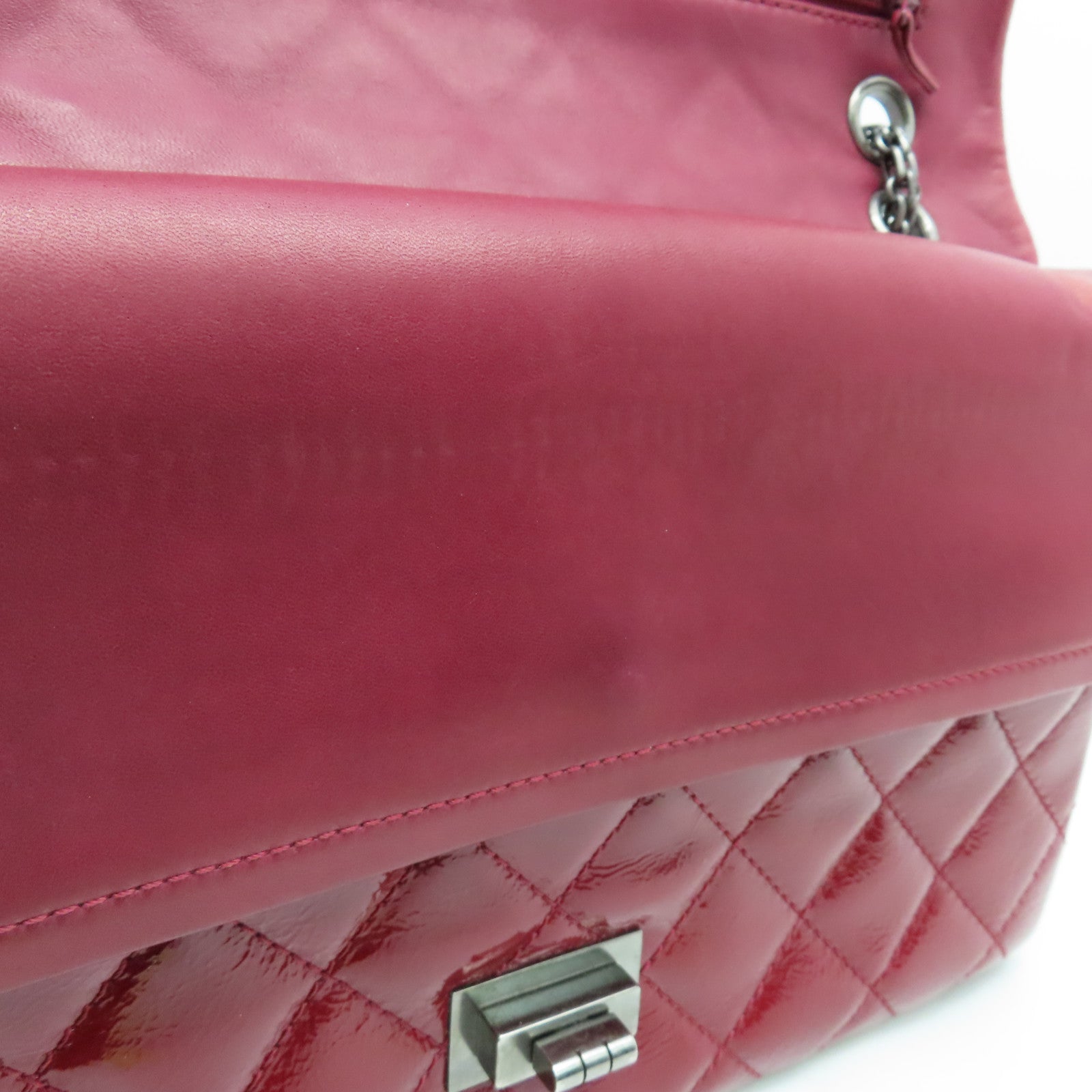 CHANEL 菱格漆皮皮革2.55 Chain Shoulder银扣链带肩背袋红色