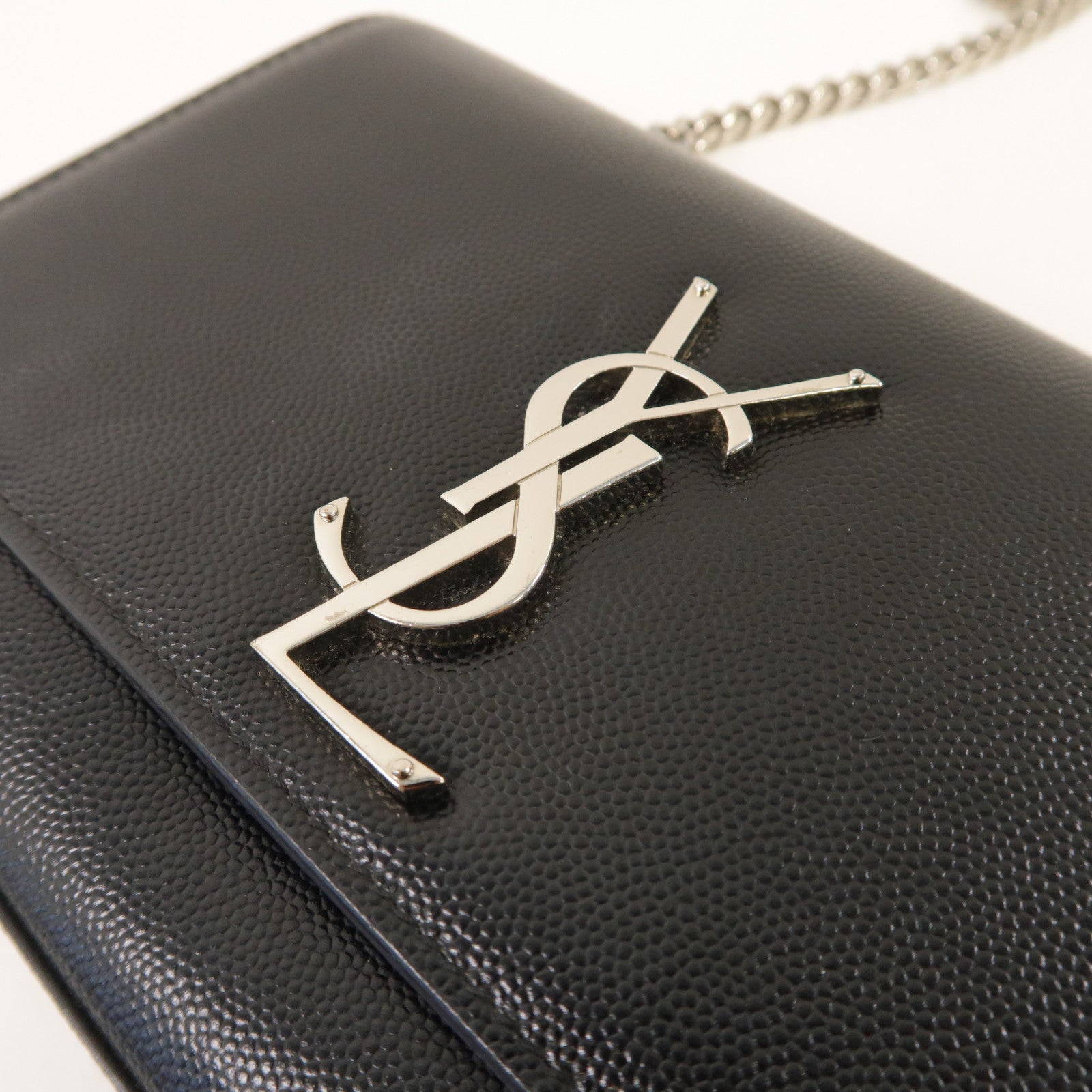 YVES SAINT LAURENT 牛皮皮革Kate銀扣鏈帶肩背袋黑色