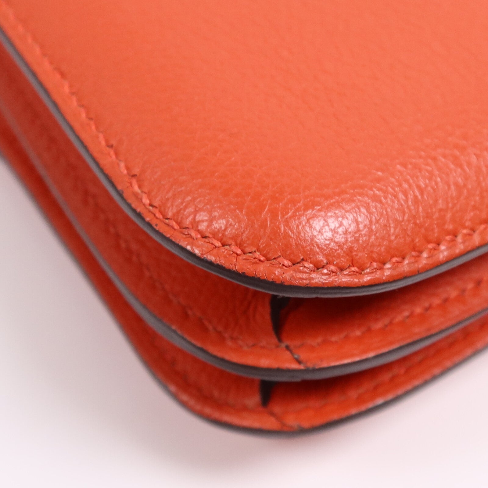 HERMES Evercolor皮革Constance Mini銀扣肩背袋Capucine
