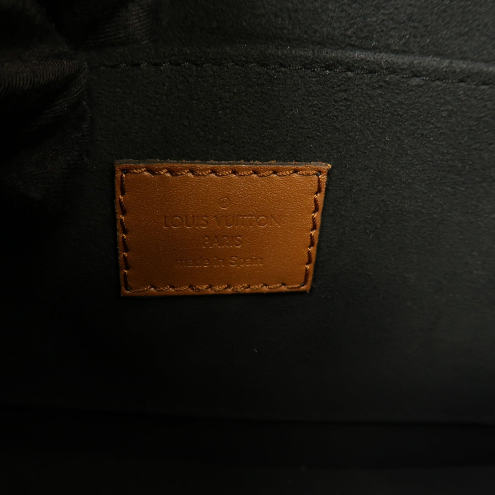 LOUIS VUITTON Monogram Reverse Dauphine金扣肩背袋啡色