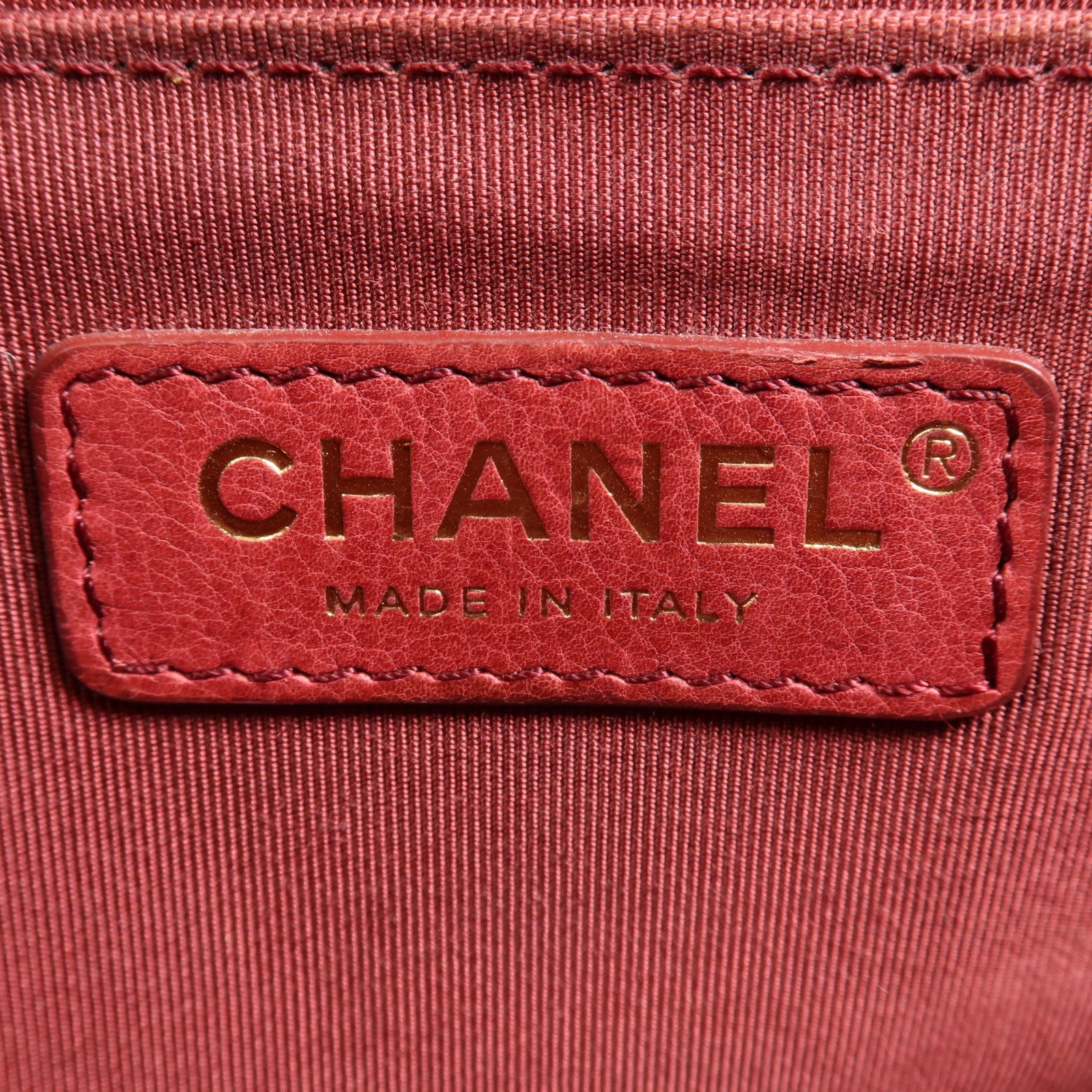 CHANEL 牛皮皮革Boy 25金扣鏈帶肩背袋