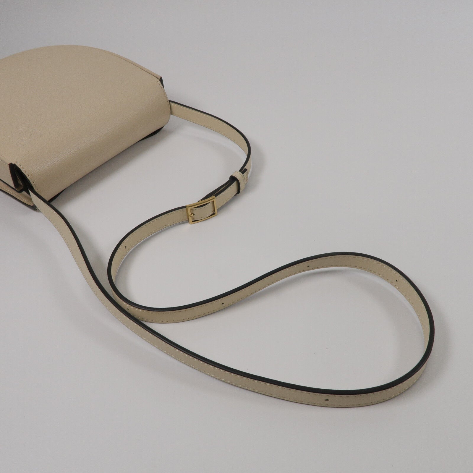 LOEWE 牛皮皮革Heel Duo肩背袋