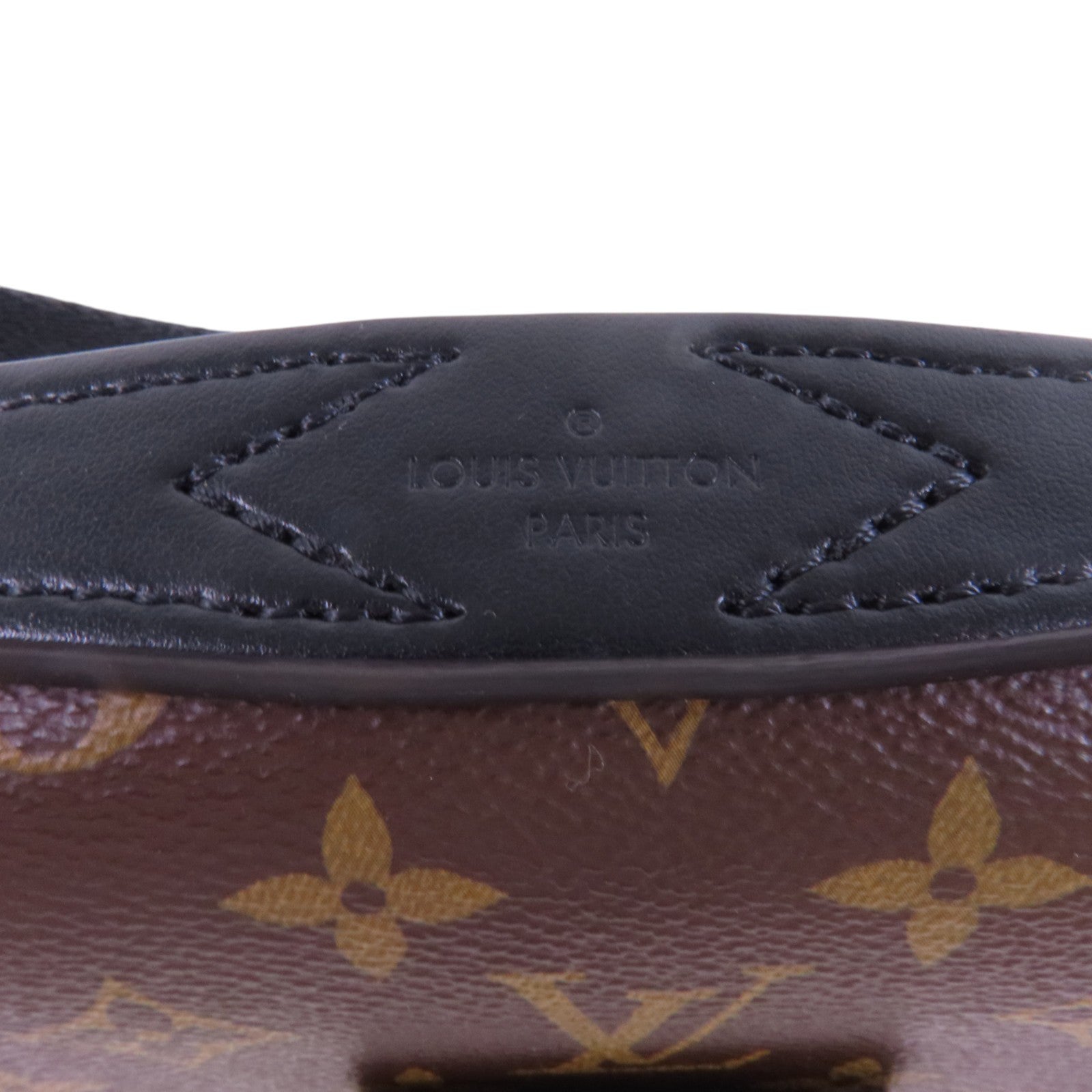 LOUIS VUITTON Monogram S Lock Sling Waist Bag腰包