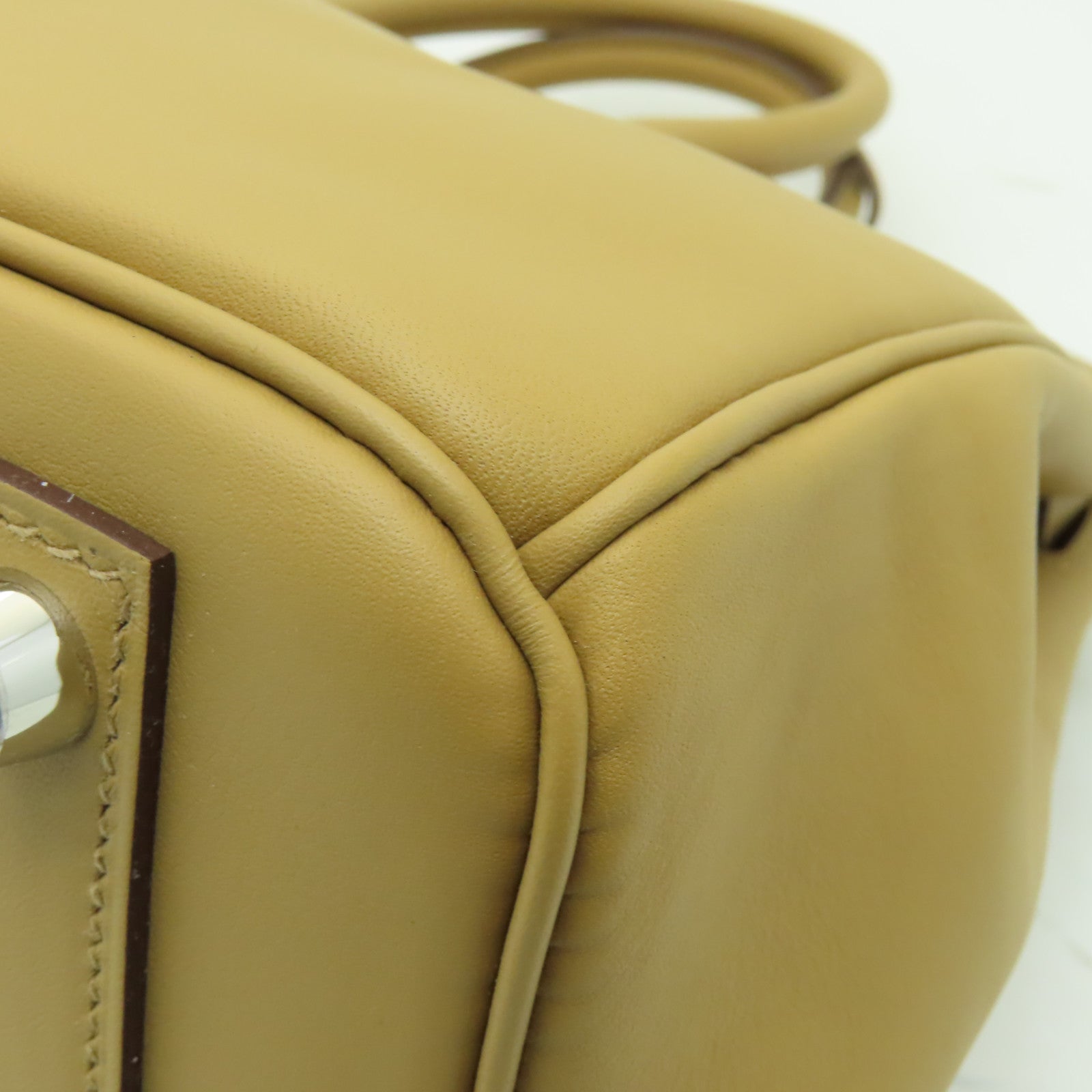HERMES **【激減優惠】Swift皮革Birkin 25銀扣手挽袋Biscuit米色