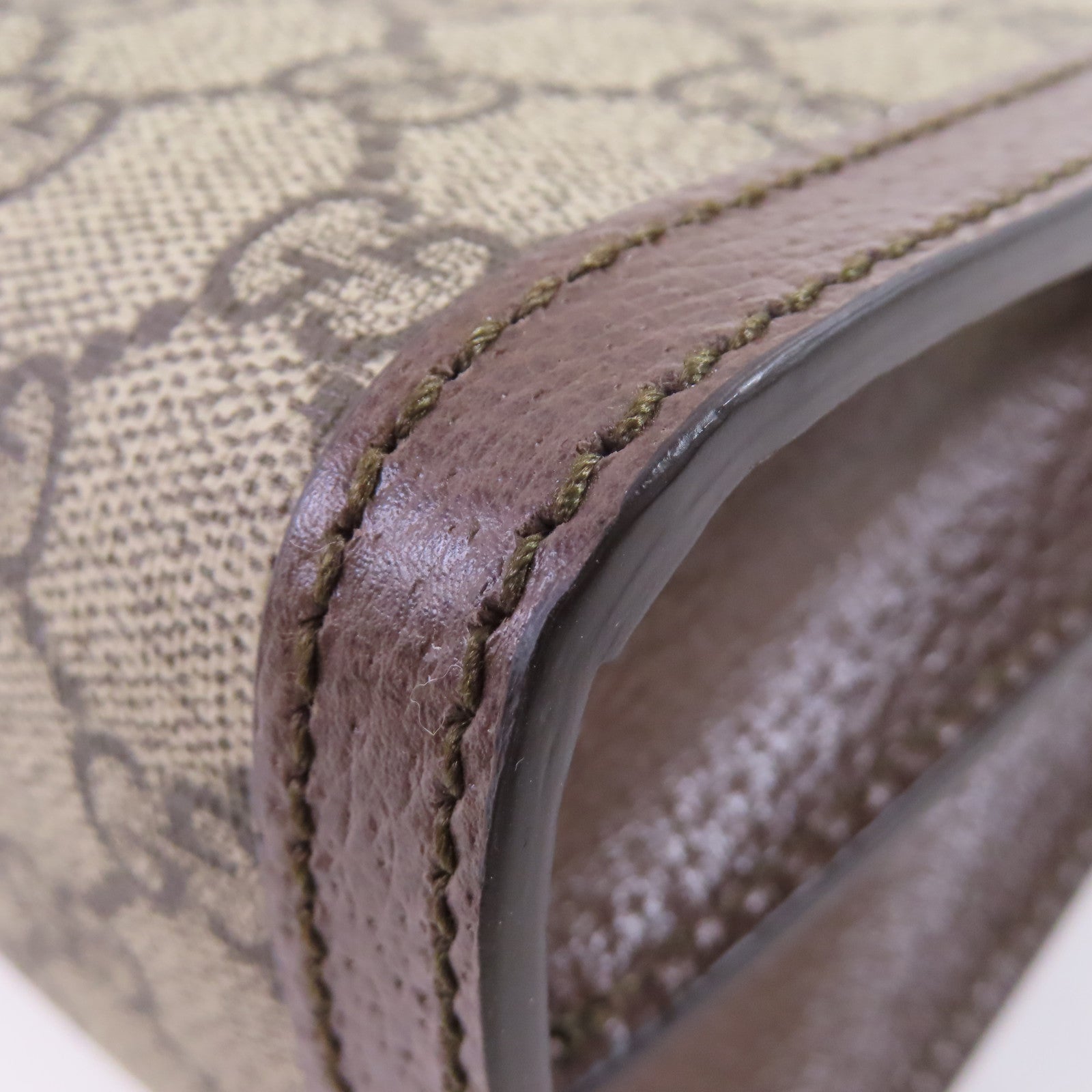 GUCCI 塗層帆布GG Supereme Shoulder Bag金扣肩背袋啡色