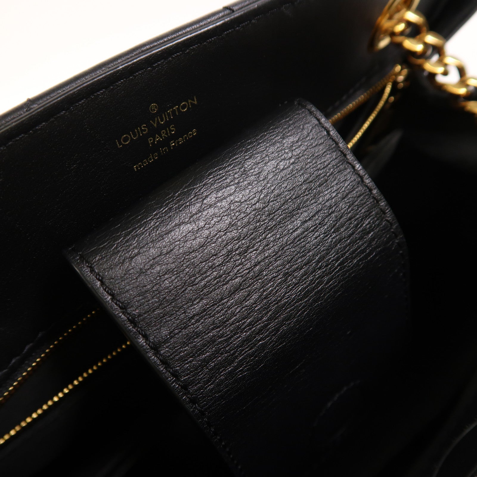 LOUIS VUITTON 【激減優惠】牛皮皮革New Wave Chain Tote金扣鏈帶肩背袋