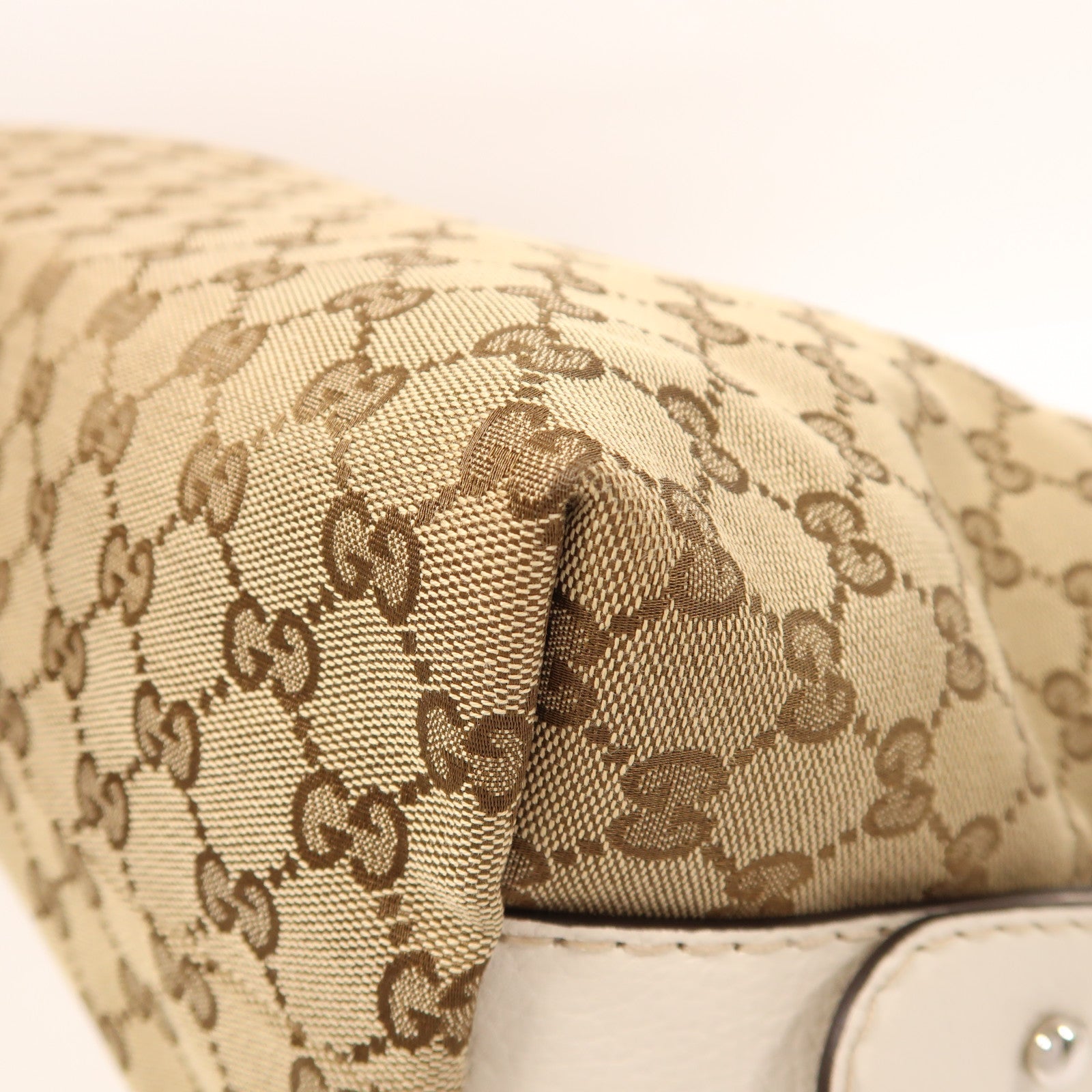 GUCCI 帆布Hand Bag銀扣手挽袋