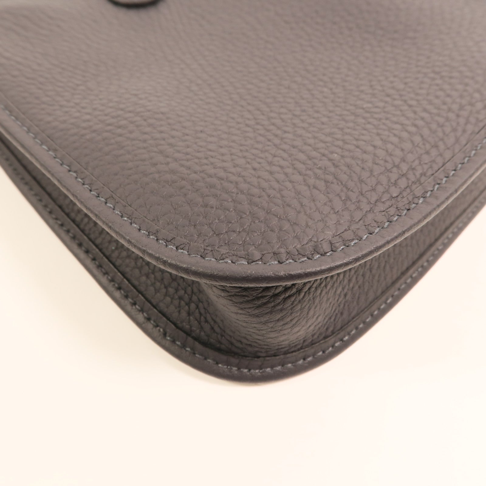 HERMES Clemence皮革Evelyne TPM金扣肩背袋Caban