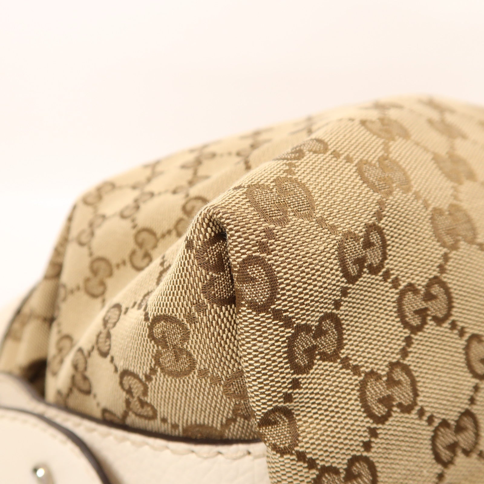 GUCCI 帆布Hand Bag銀扣手挽袋