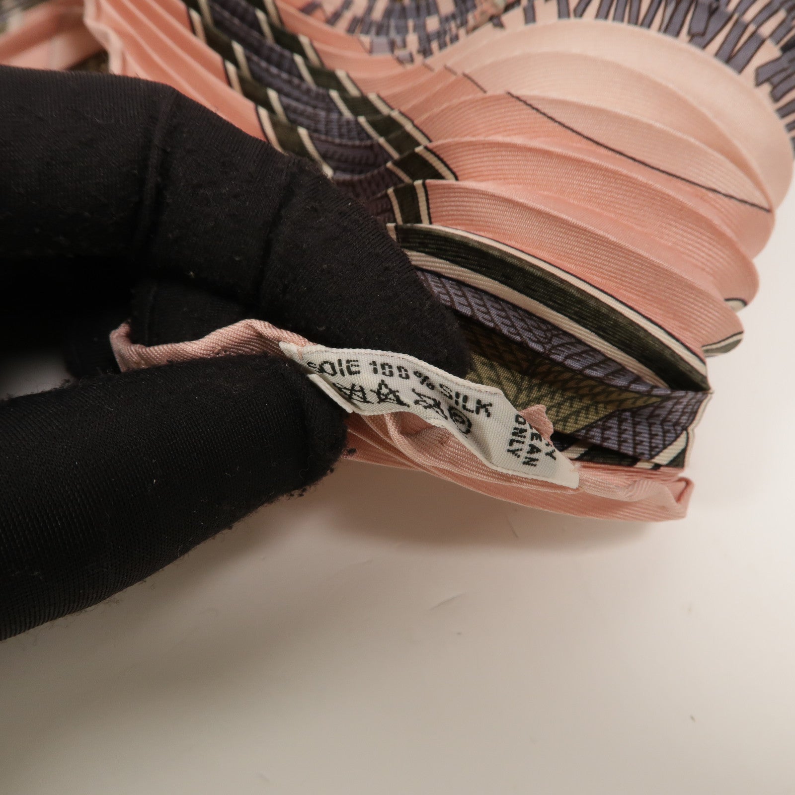 HERMES 【激減優惠】絲質Pleated Scarf絲巾