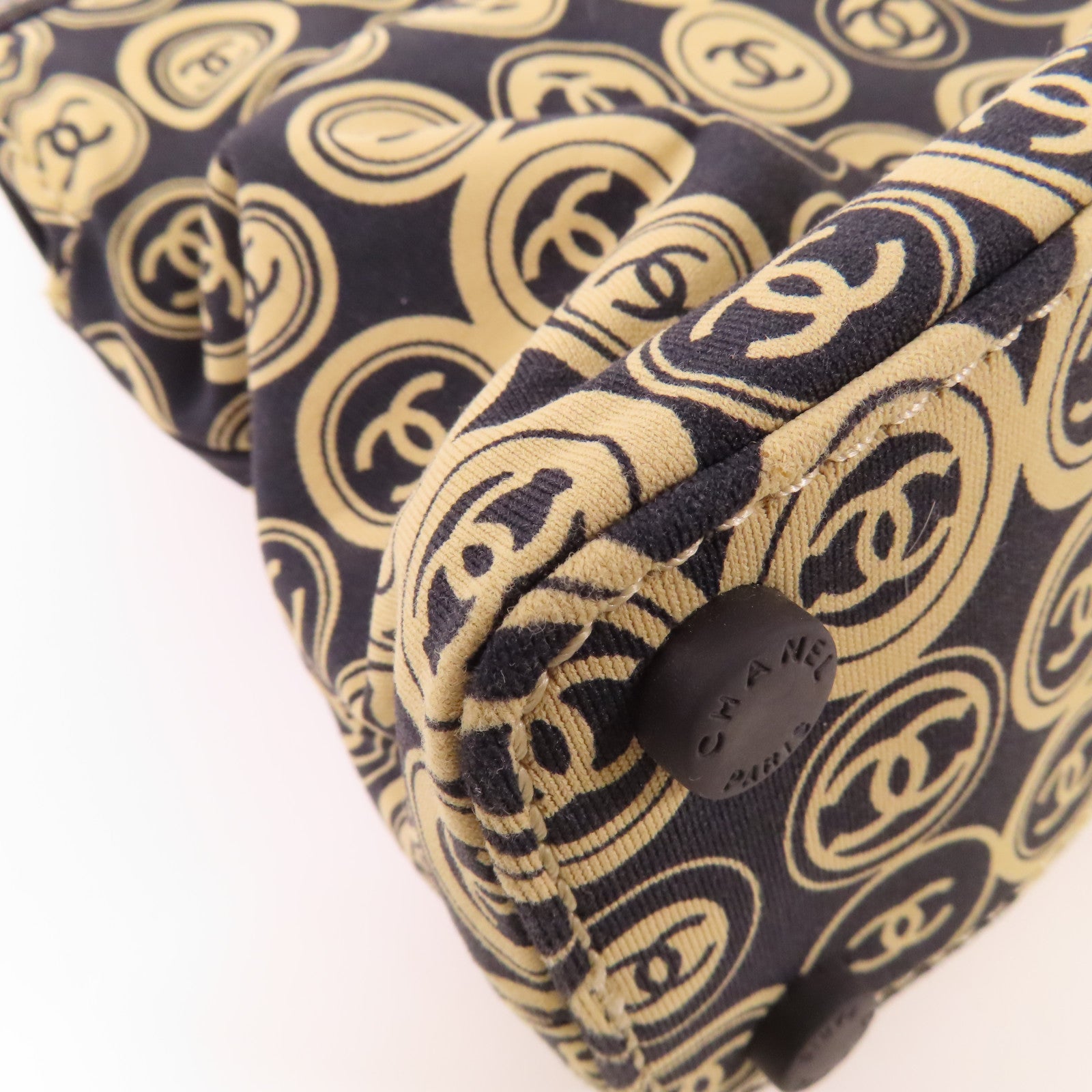 CHANEL 皮革/布料CC Logo Handbag金扣手挽袋