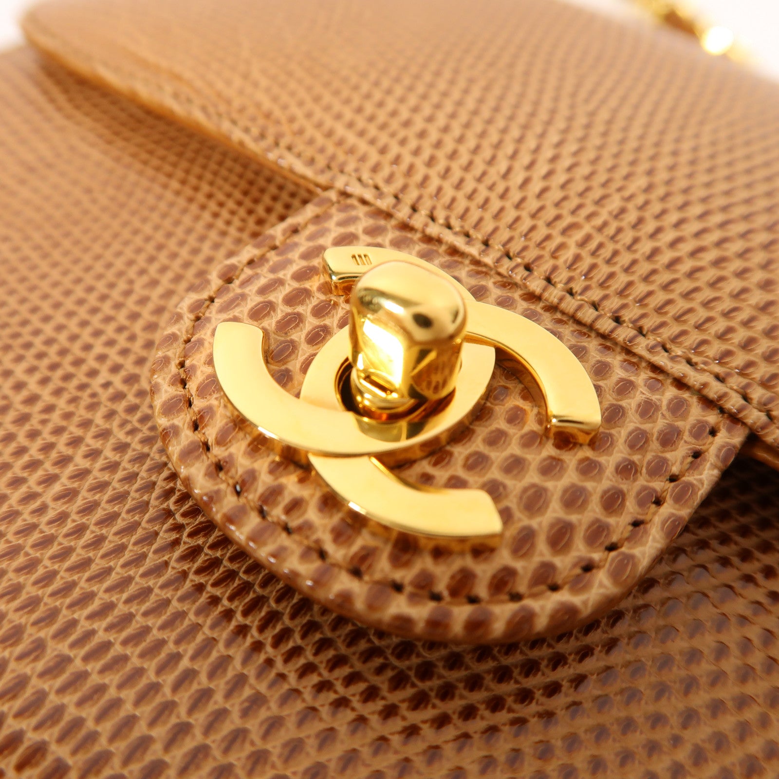 CHANEL 蜥蝪皮革Mini Classic 17金扣肩背袋