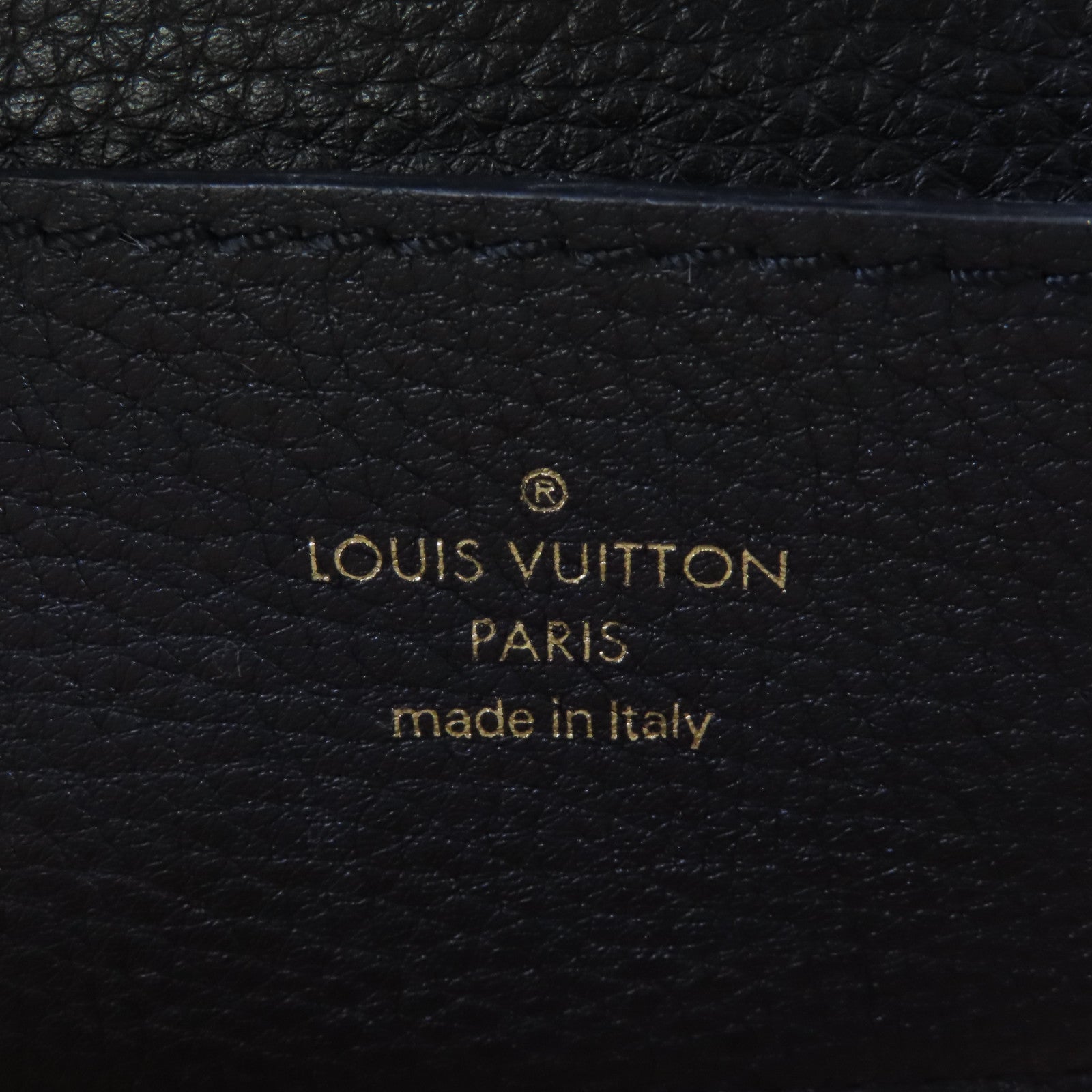 LOUIS VUITTON 牛皮皮革Pont 9 Soft MM金扣肩背袋黑色