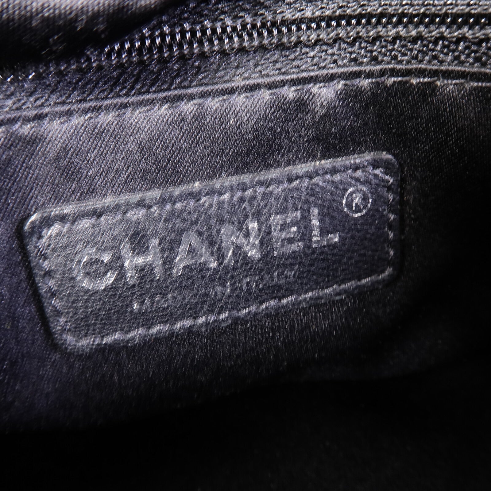 CHANEL 牛皮皮革GST Grand Shopping Tote Bag鏈帶肩背袋