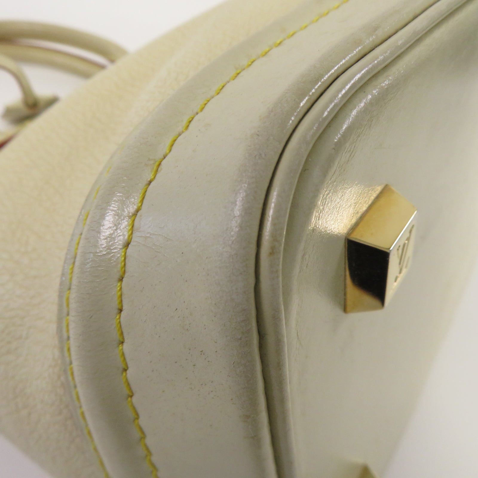 LOUIS VUITTON **【激減優惠】Suhali皮革Lockit PM金扣手挽袋米色