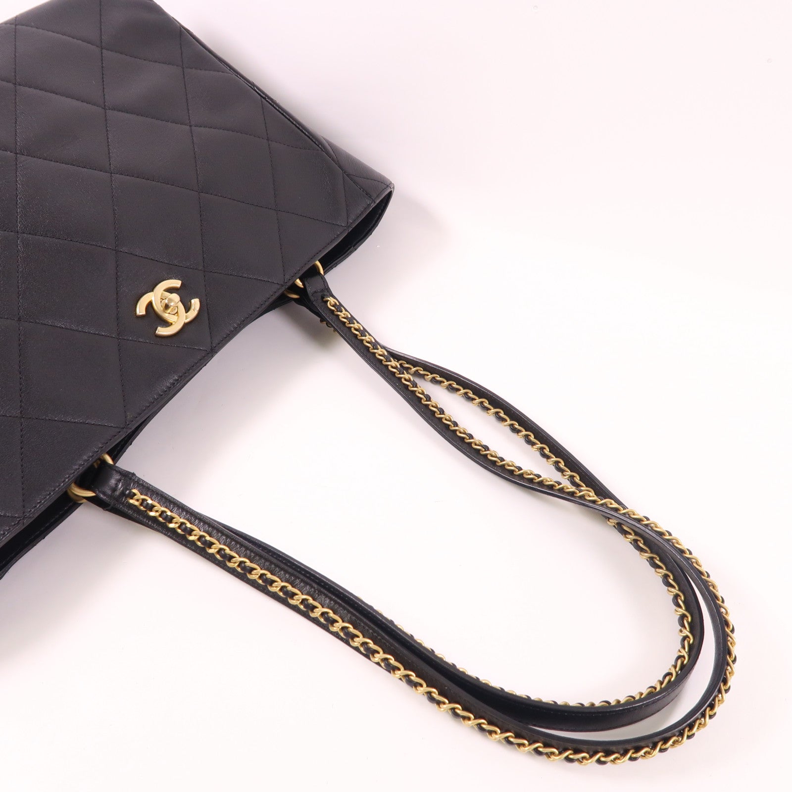 CHANEL 牛皮皮革Booktote金扣肩背袋