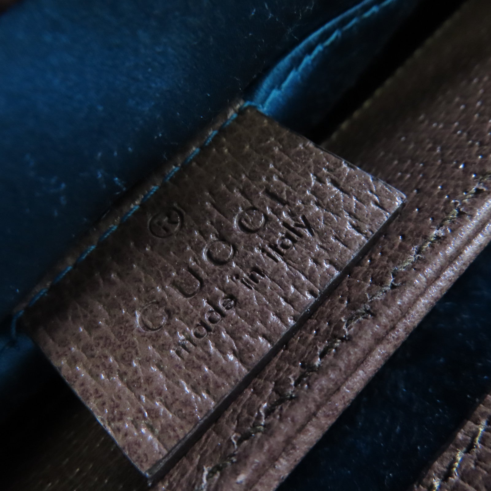 GUCCI 塗層帆布GG Supereme Shoulder Bag金扣肩背袋啡色