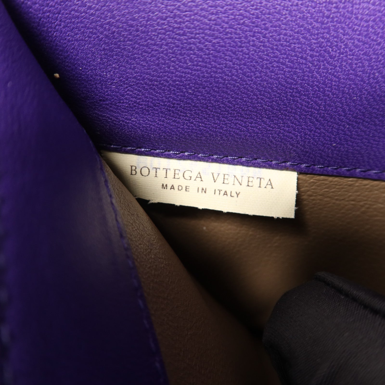 BOTTEGA VENETA 羊皮皮革Bifold Long Wallet長錢包